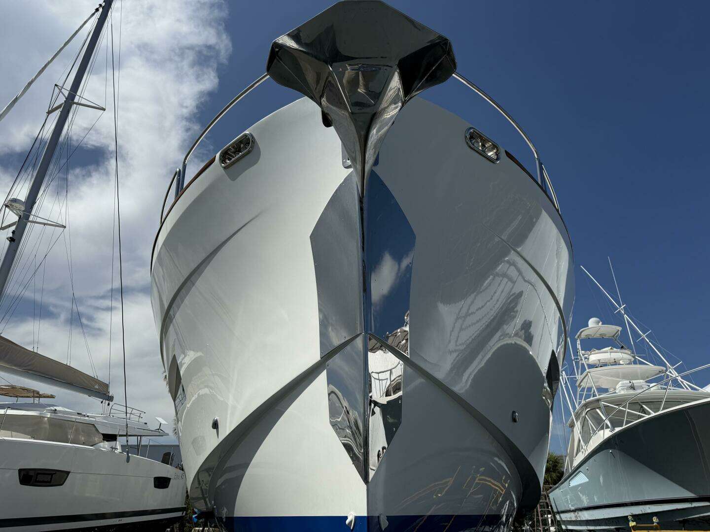 2020 Sirena 64 - Image 68
