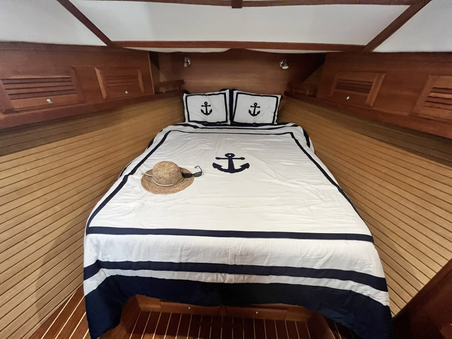 2007 Sabre 34 Express - Image 40