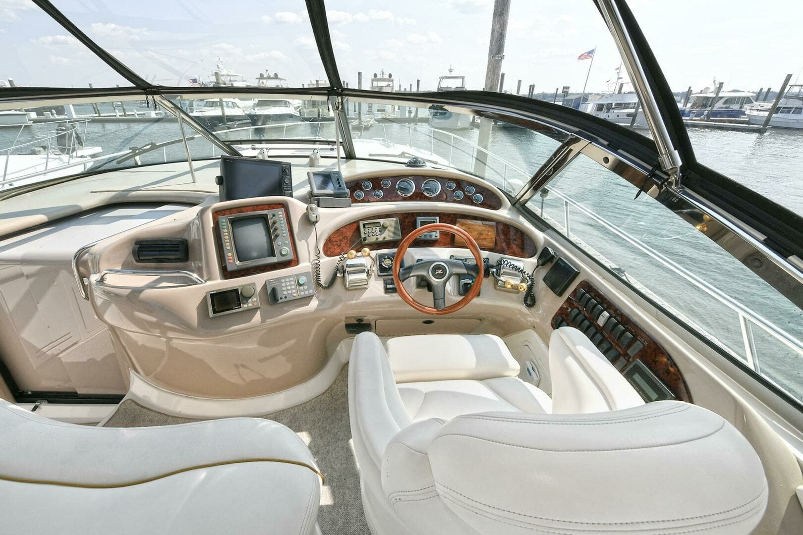 2000 Sea Ray 460 Sundancer - Image 17