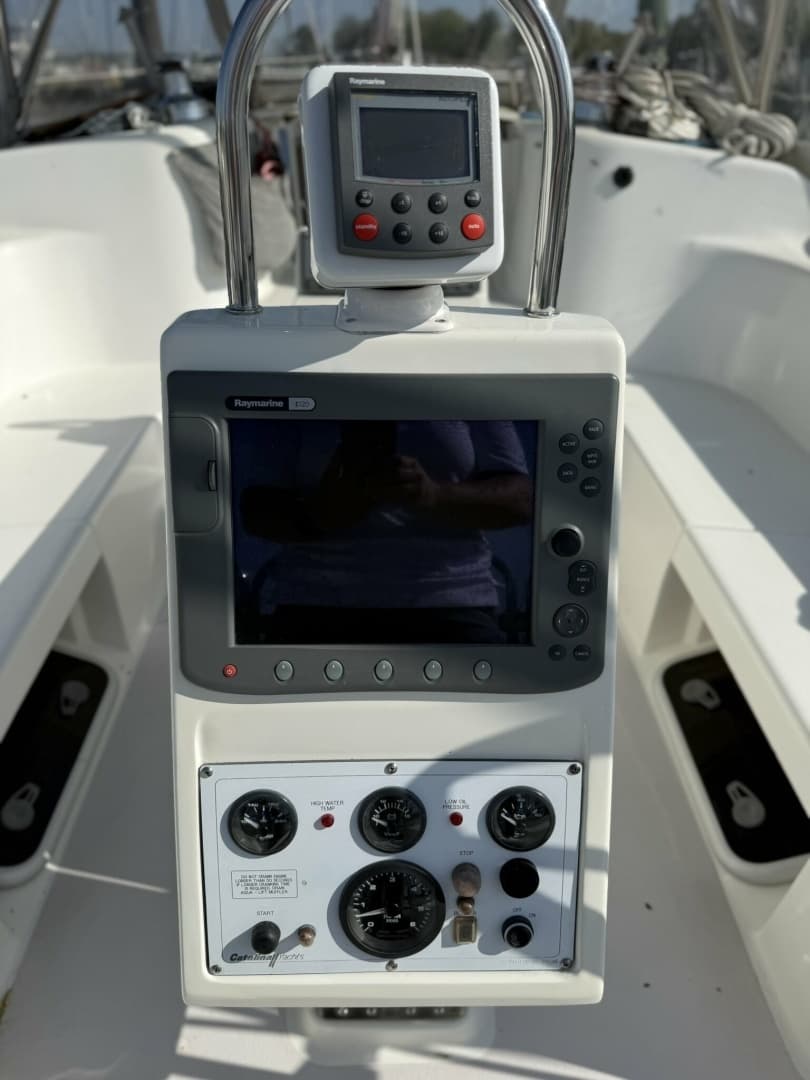 2002 Catalina — - Image 21