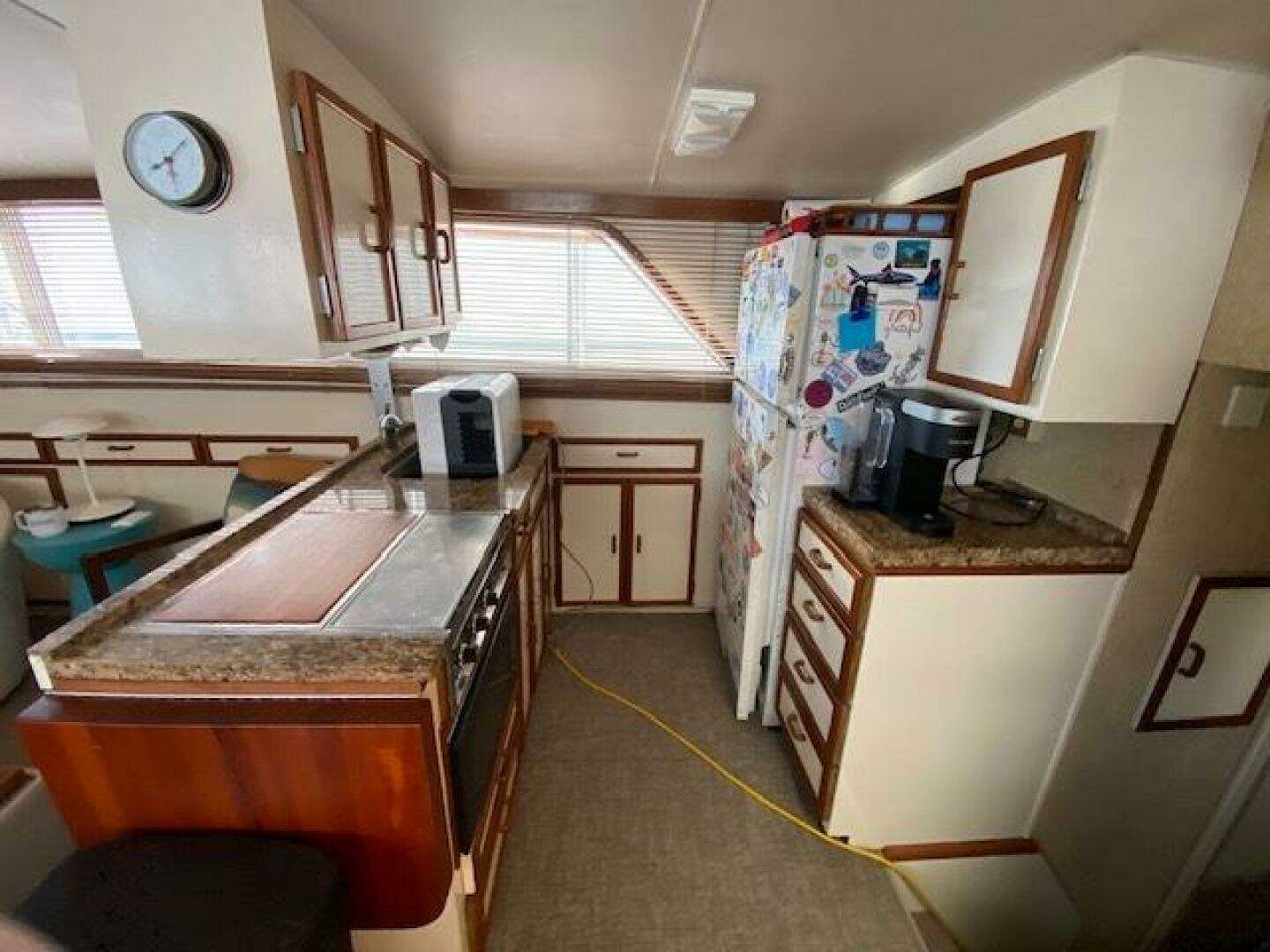 1972 Chris-Craft Commander Flush Deck - Image 20