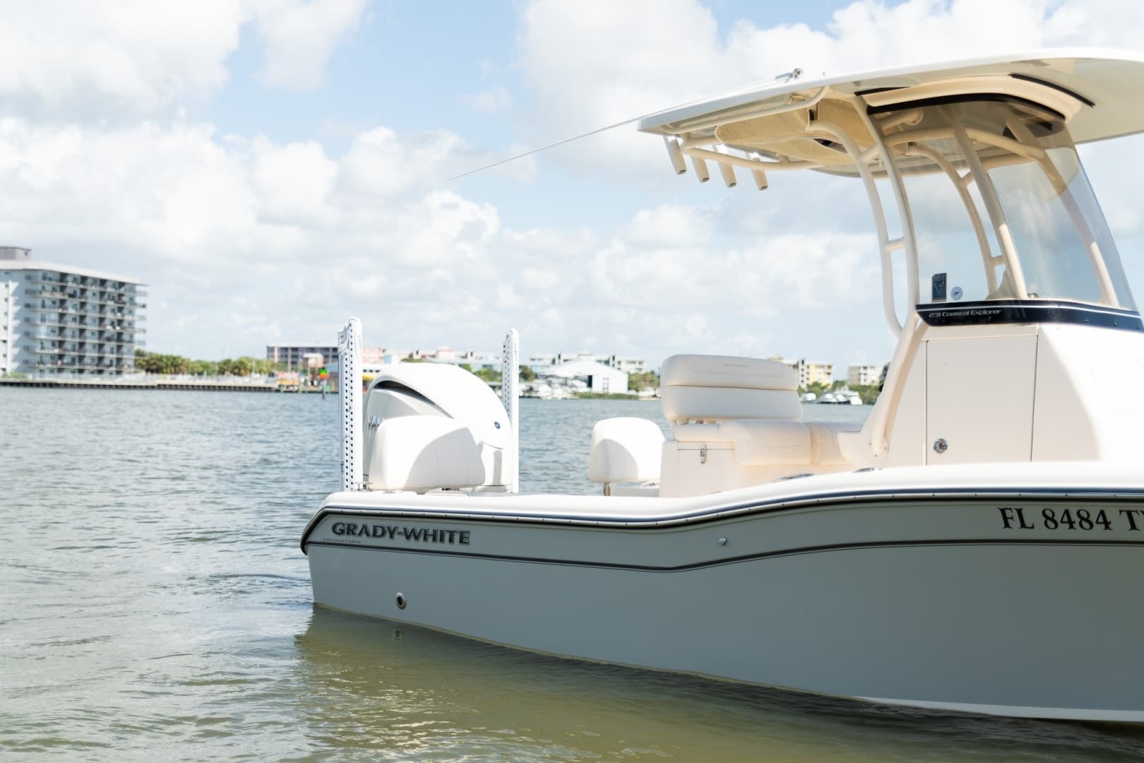 2024 Grady-White 231 Costal Explorer - Image 6