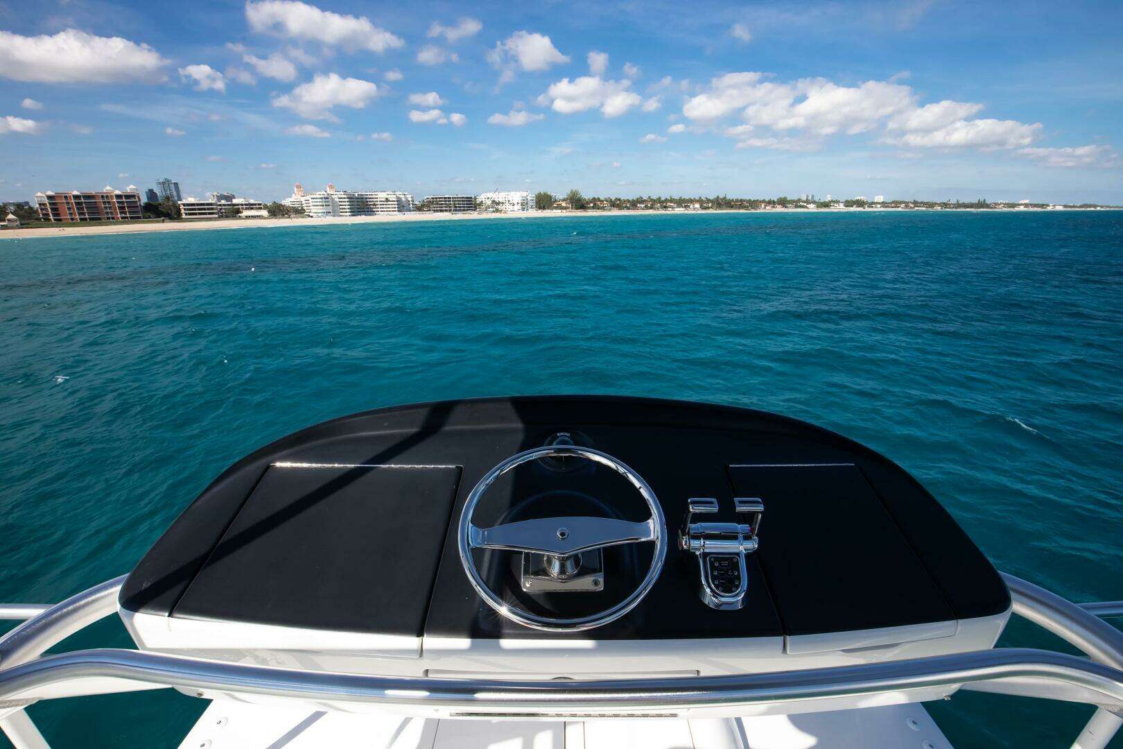 2015 Viking 70 Convertible - Image 21