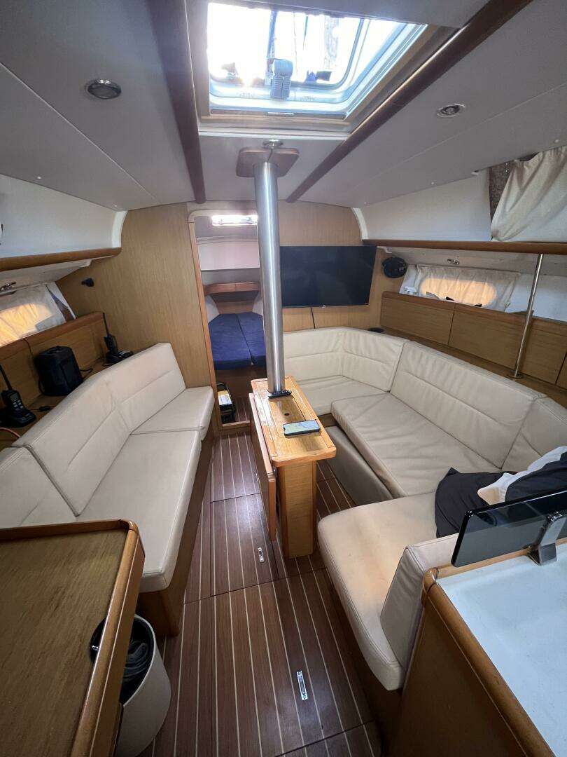 2009 Jeanneau 36i - Image 13