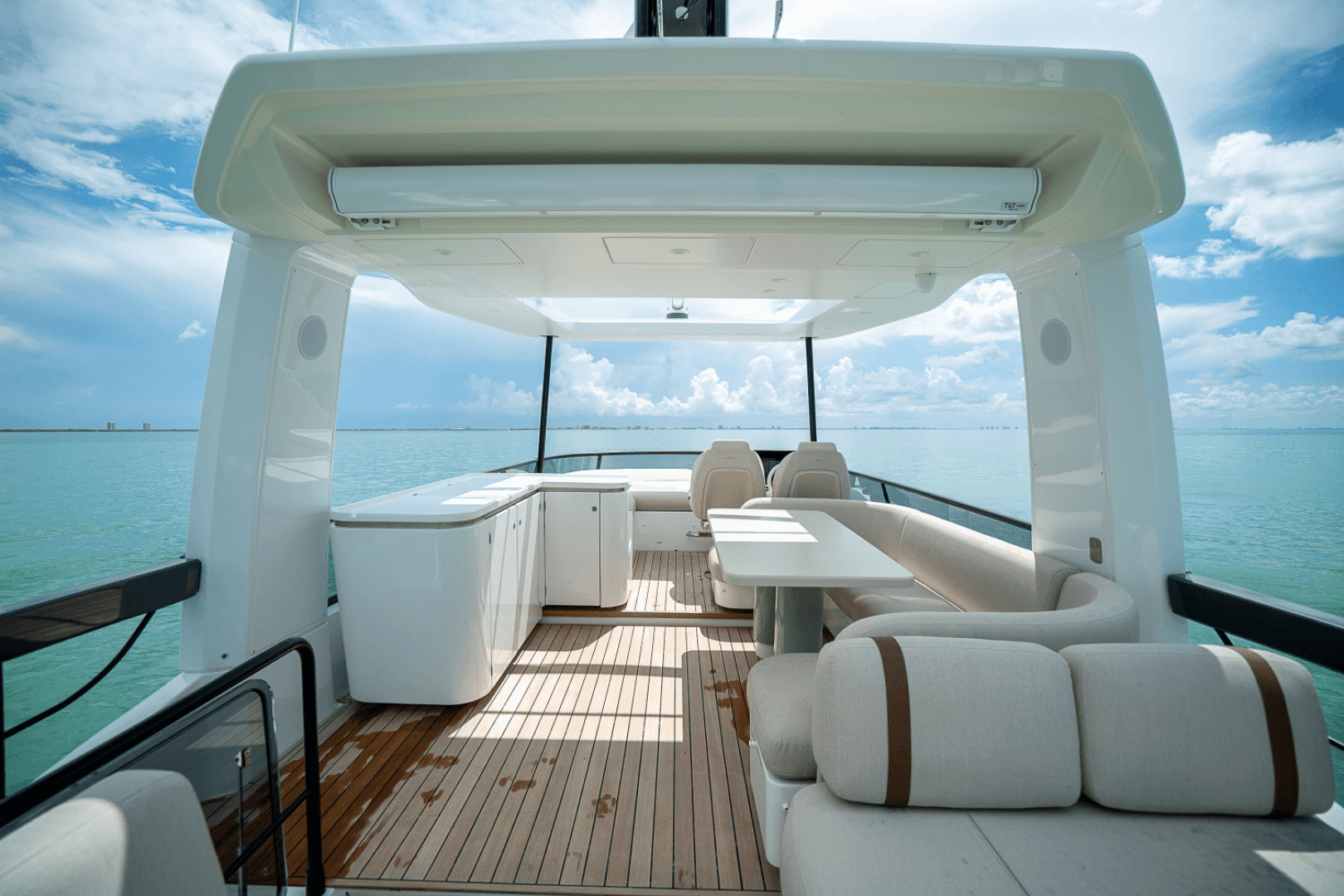 2026 Azimut Fly 62 - Image 45
