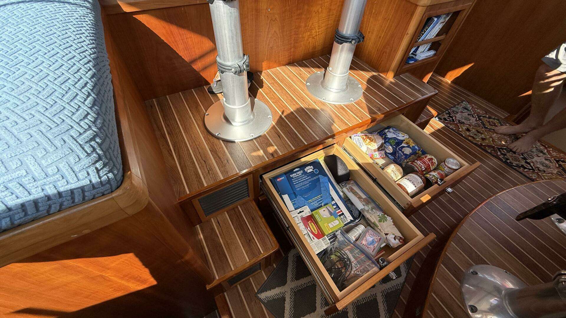 2014 Maine Cat P44 - Image 54