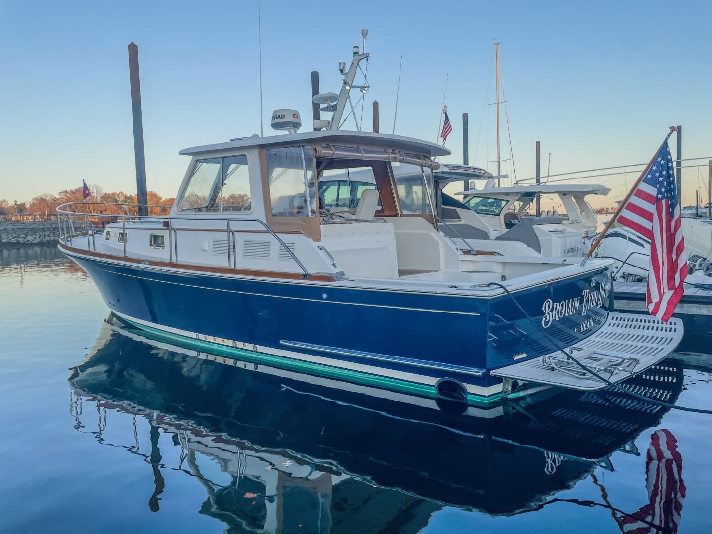 2001 Grand Banks Eastbay 38 HX - Image 9
