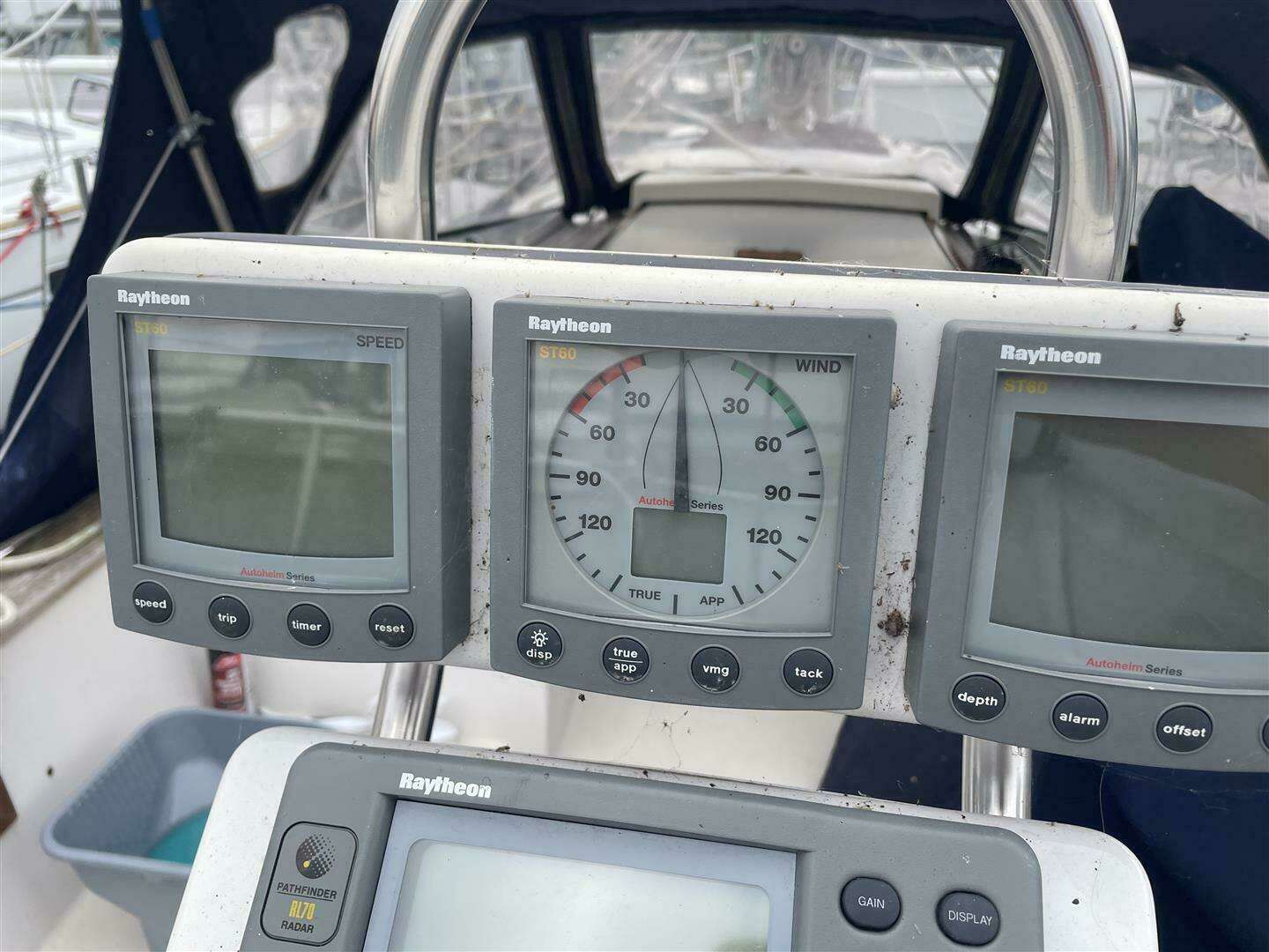 1989 Bayfield 36 Cutter - Image 23