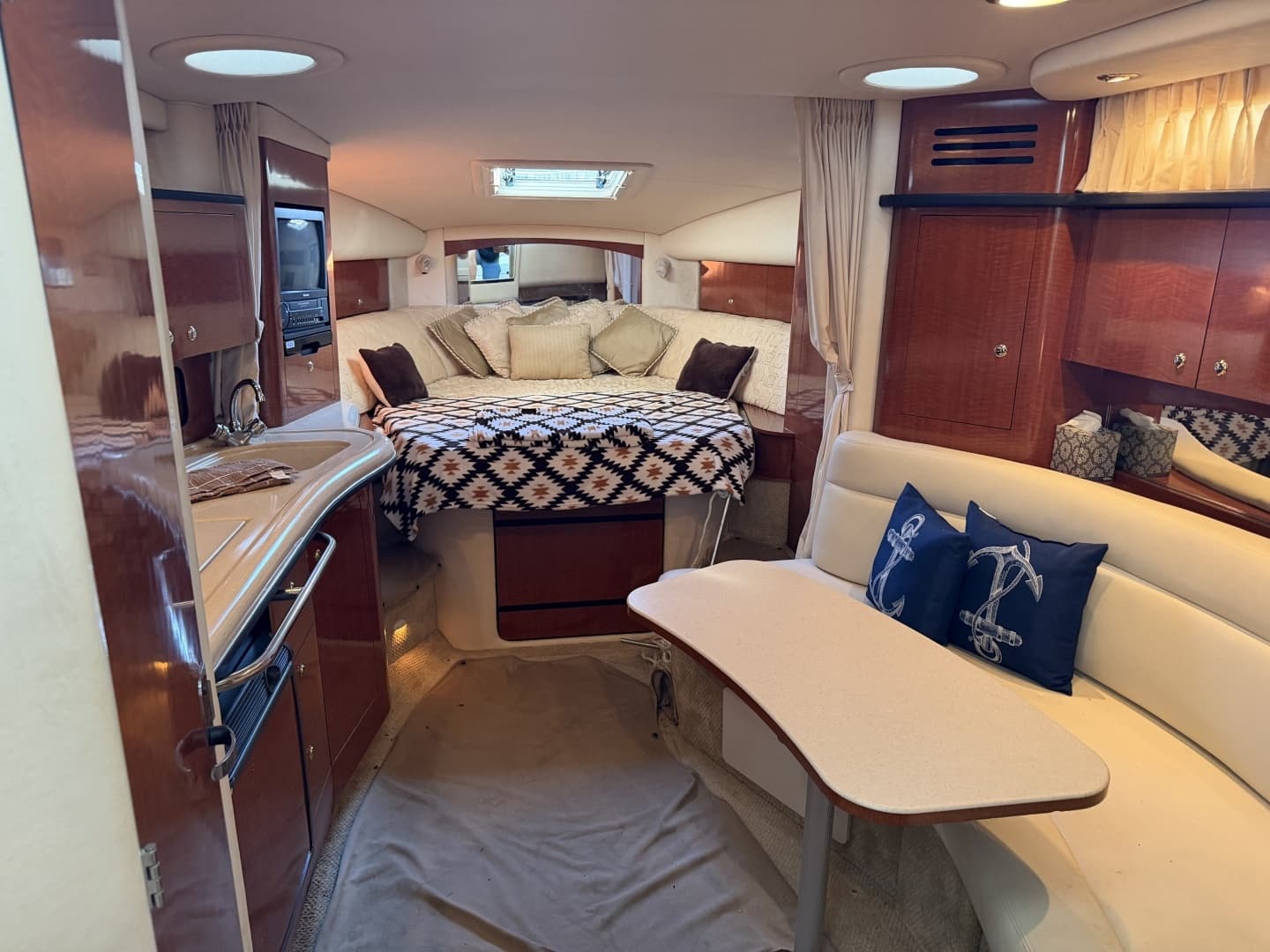 2003 Sea Ray 320 Sundancer - Image 5
