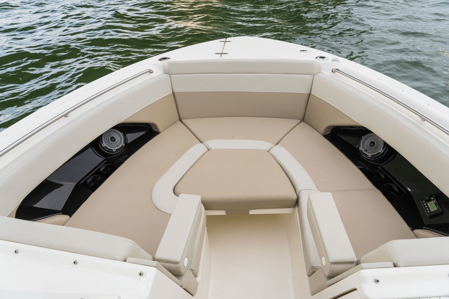 2026 Boston Whaler 280 Vantage - 38