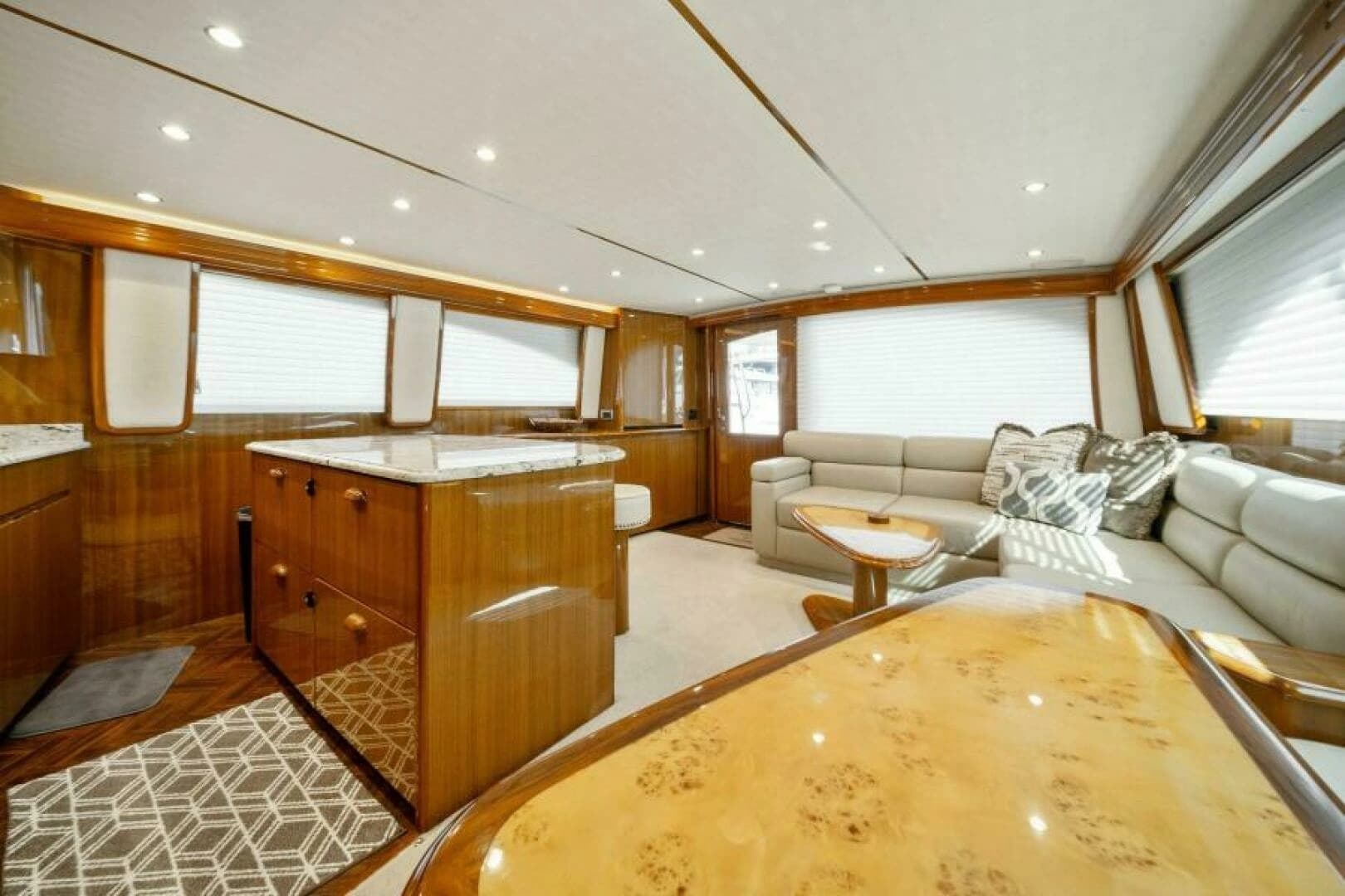 2016 Viking 55 Convertible - Image 8