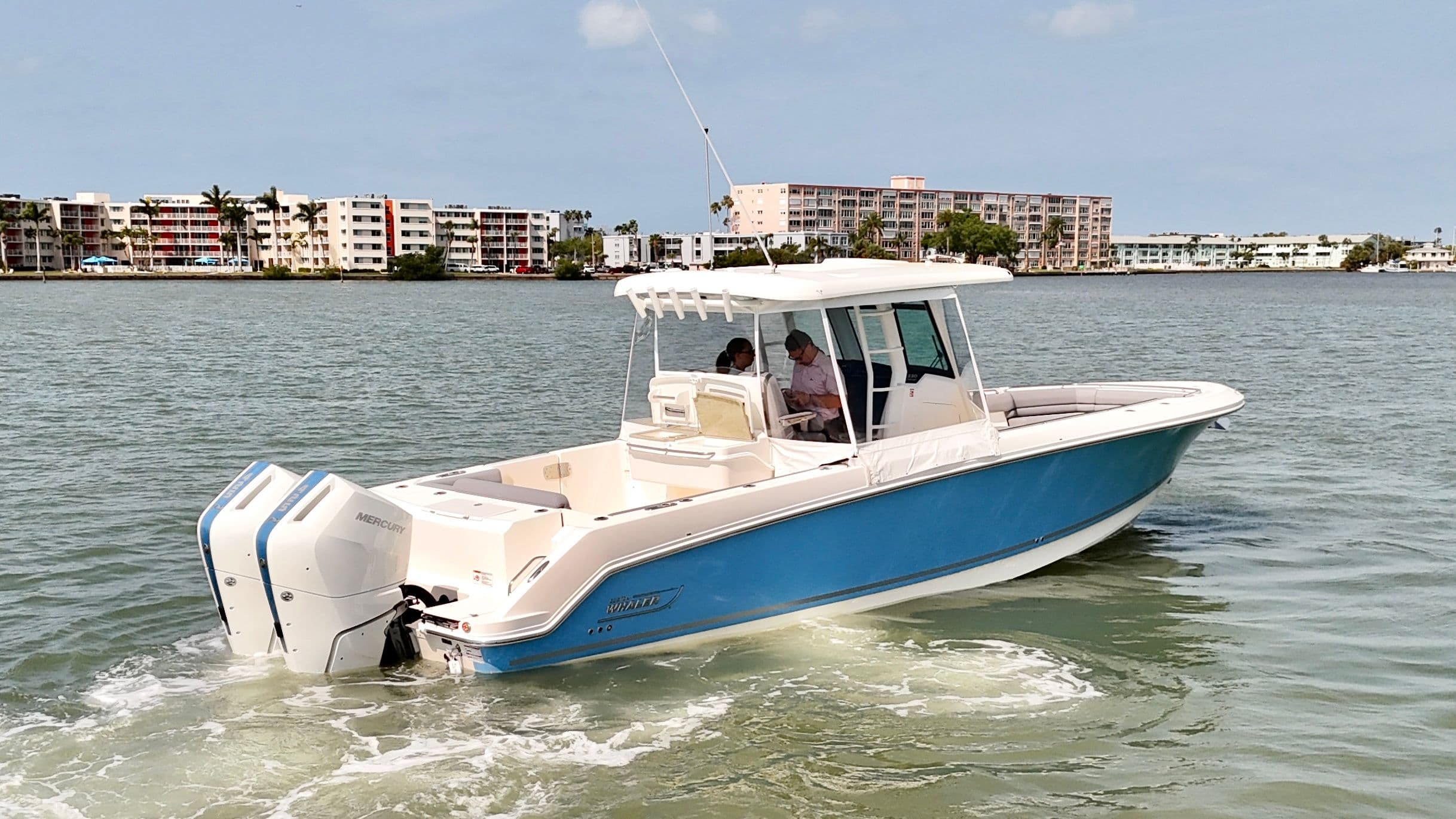 2026 Boston Whaler 330 Outrage - 7