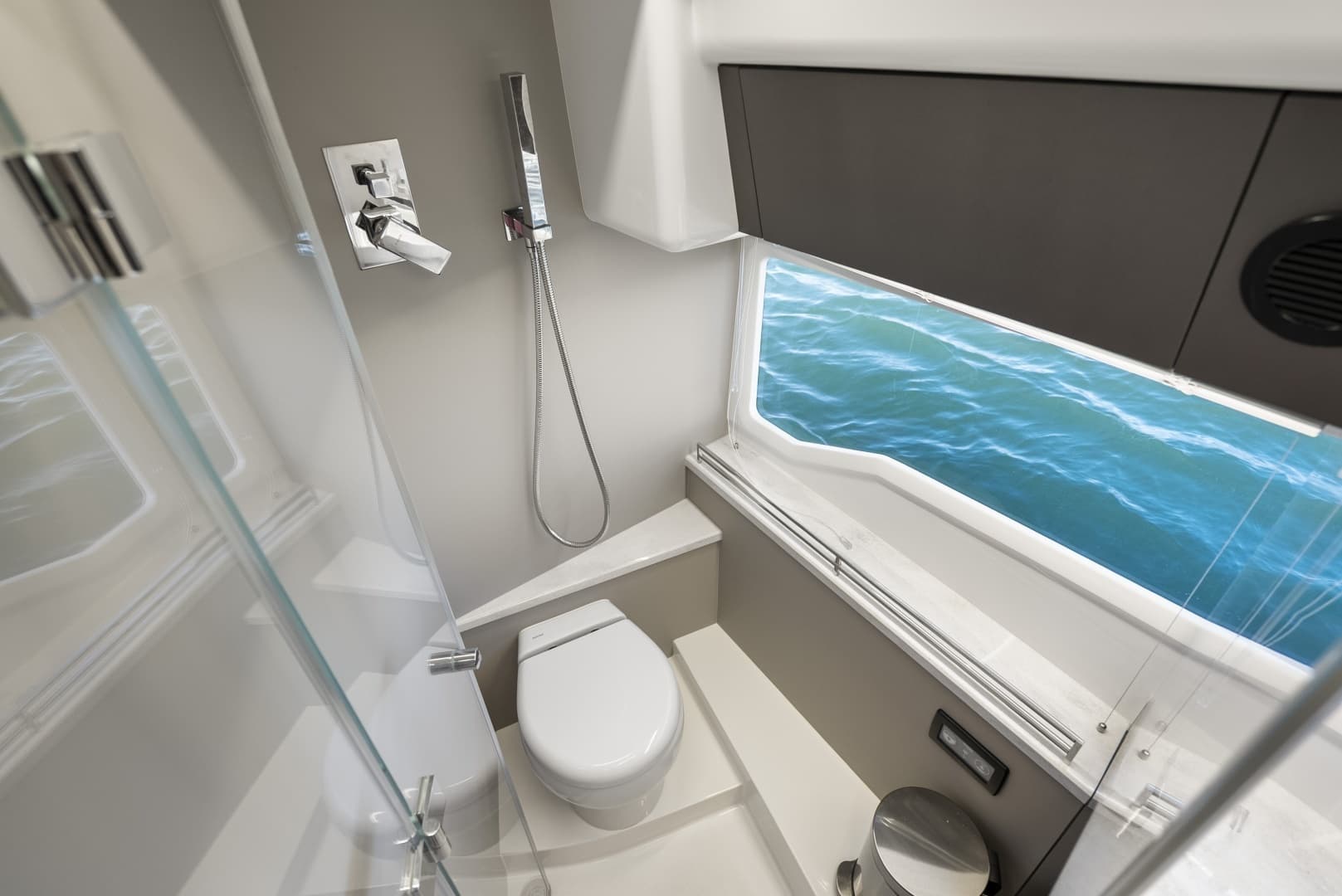 2023 Galeon 400 Flybridge - Image 41
