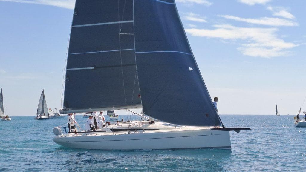IY 11.98 CASSIS