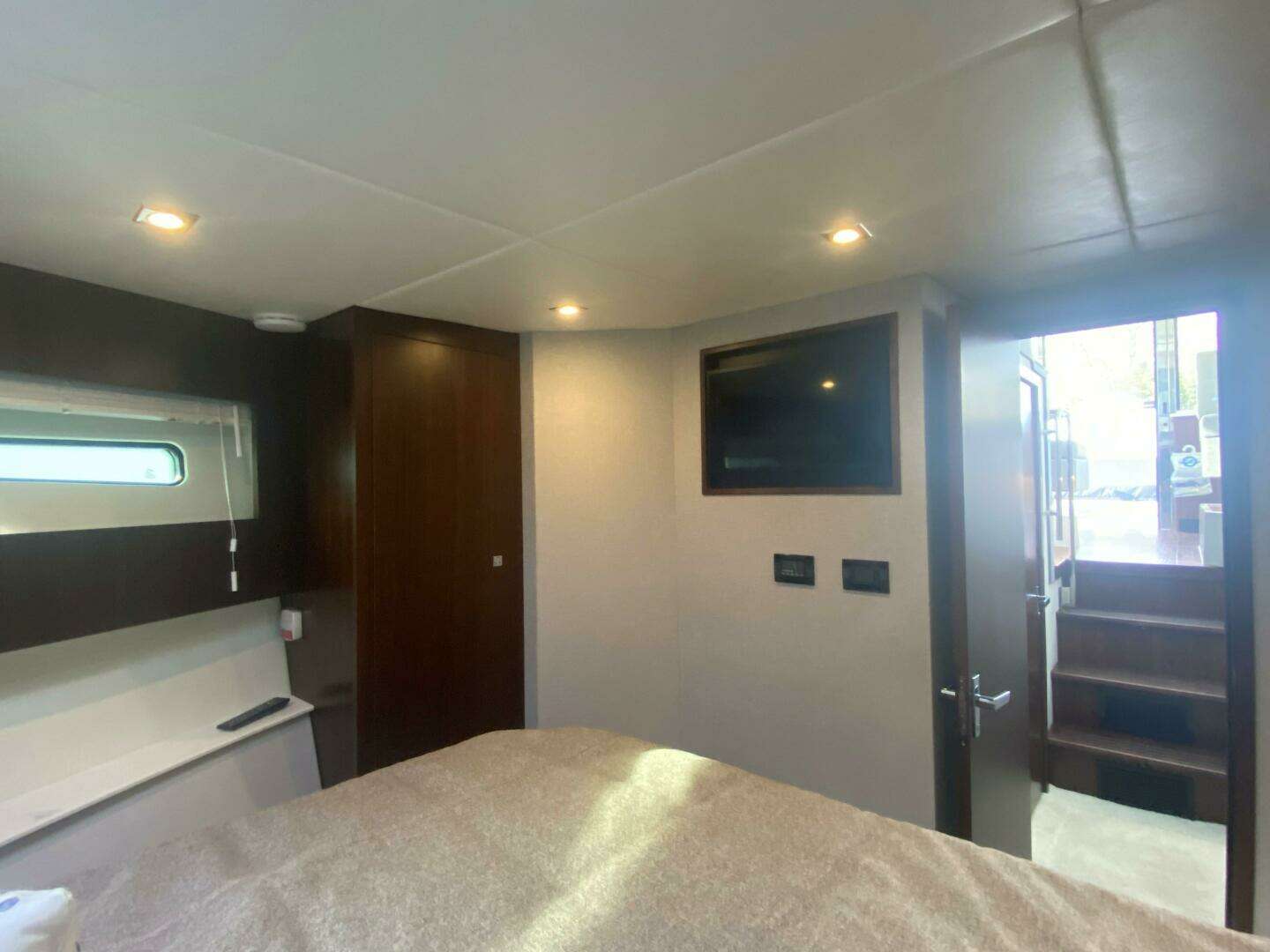 2023 Cruisers 42 Cantius - Image 13
