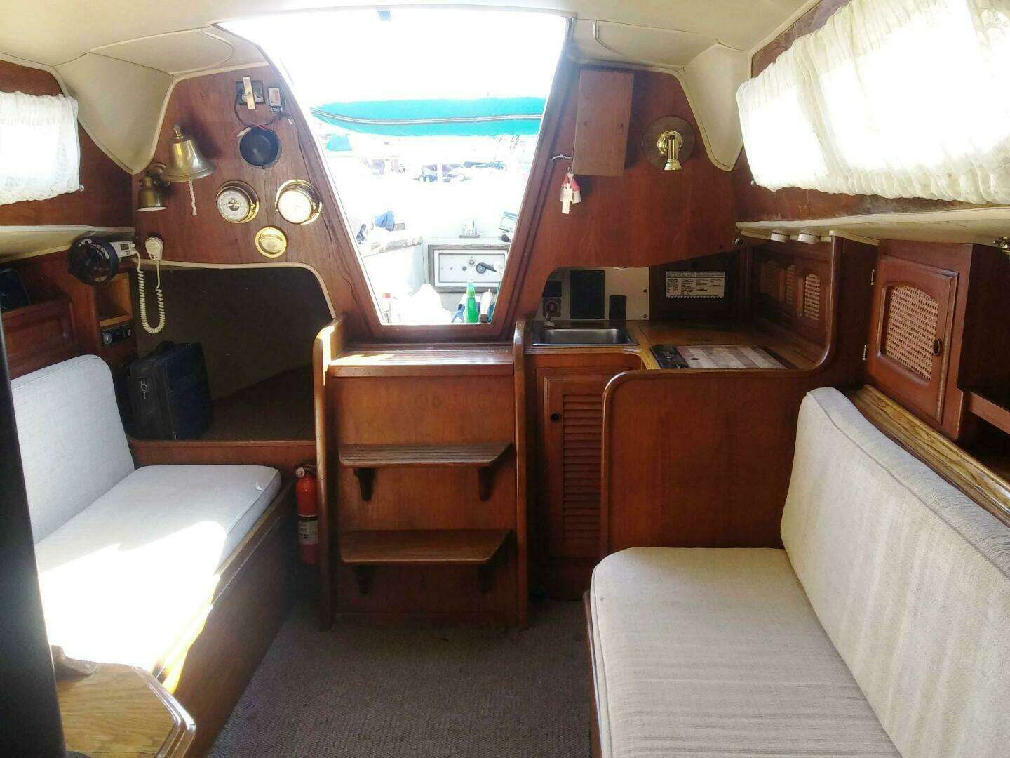 1977 Islander 28 - Image 16
