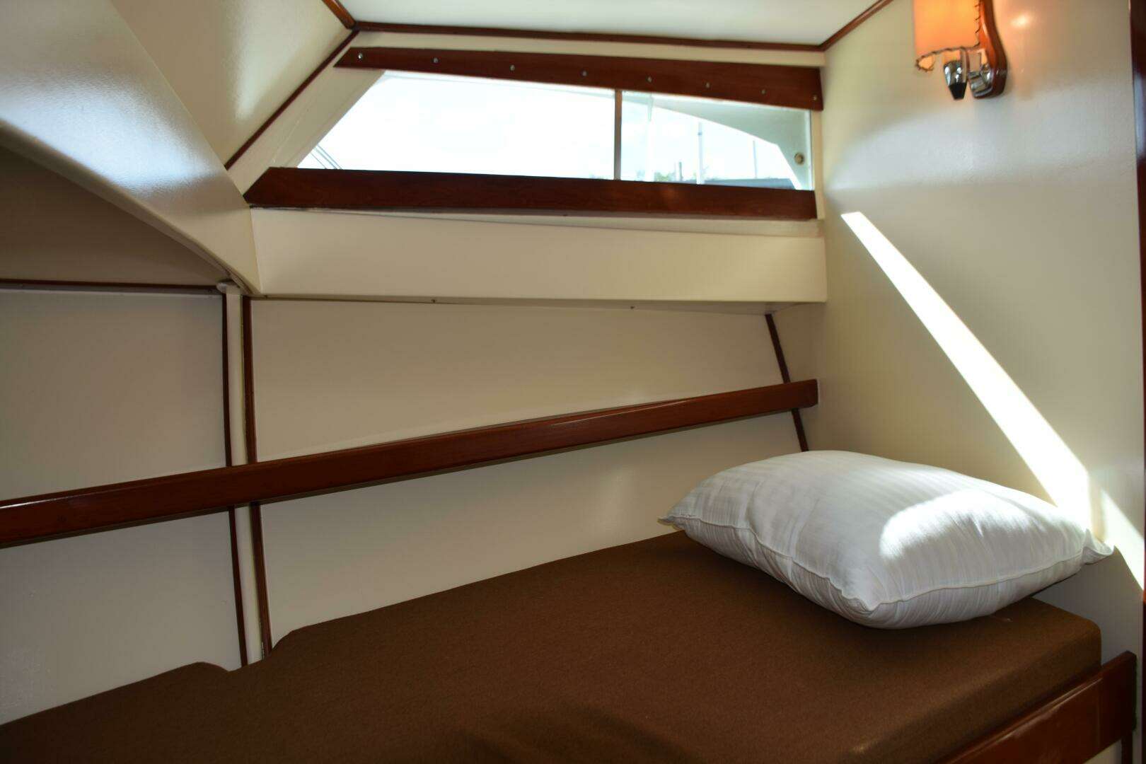 1982 Whiticar Flybridge Convertible - Image 24