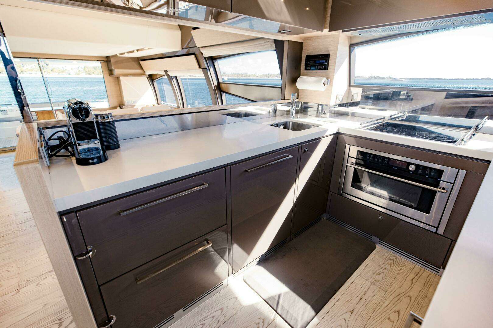 2017 Ferretti Yachts 750 - Image 61
