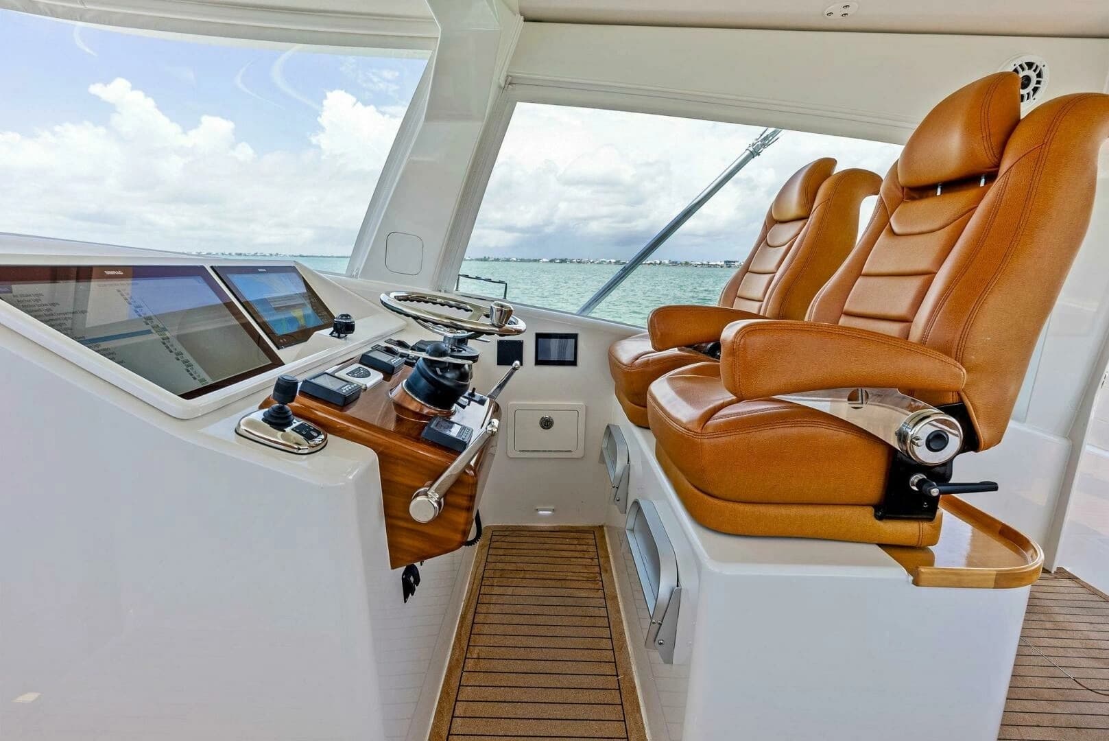2020 Calcutta 480 Catamaran - Image 2