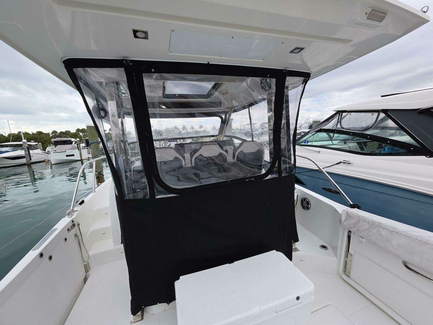 2022 Jeanneau Leader 10.5 WA Series 2 - Image 6