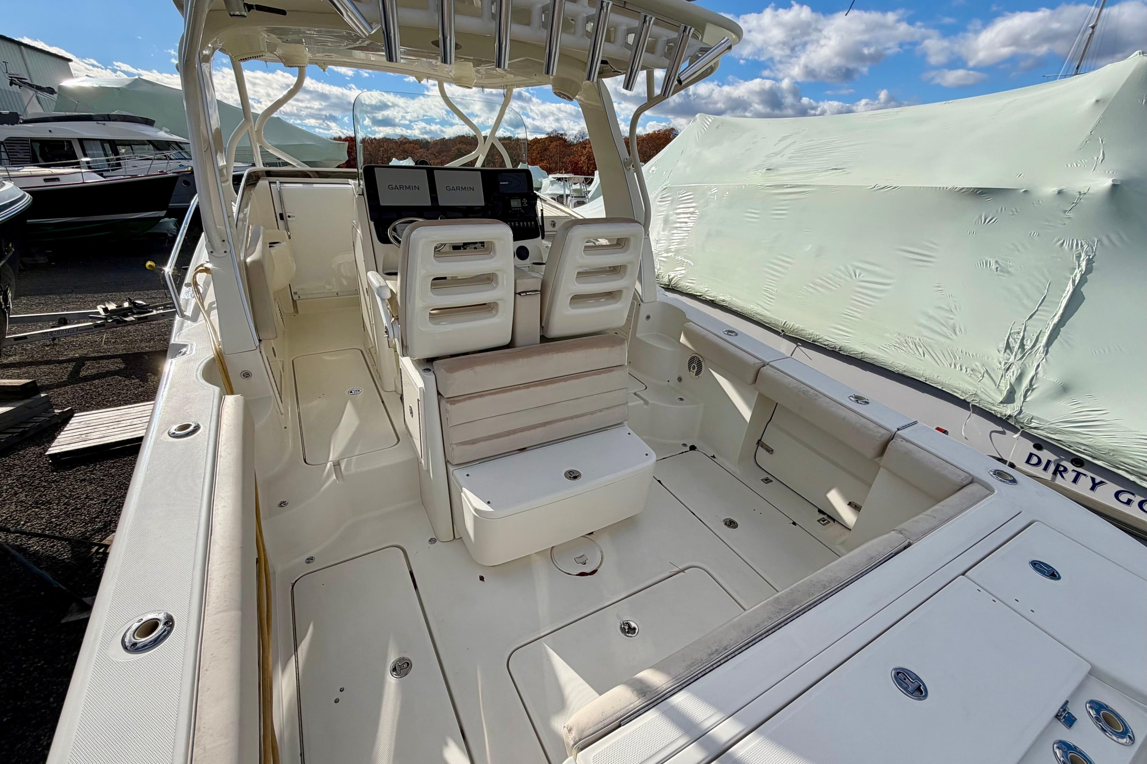 2008 Hydra-Sports Vector 3500 VX - 39
