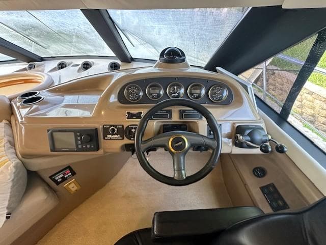 Interior view of a 2000 Carver 450 Voyager Pilothouse cockpit.