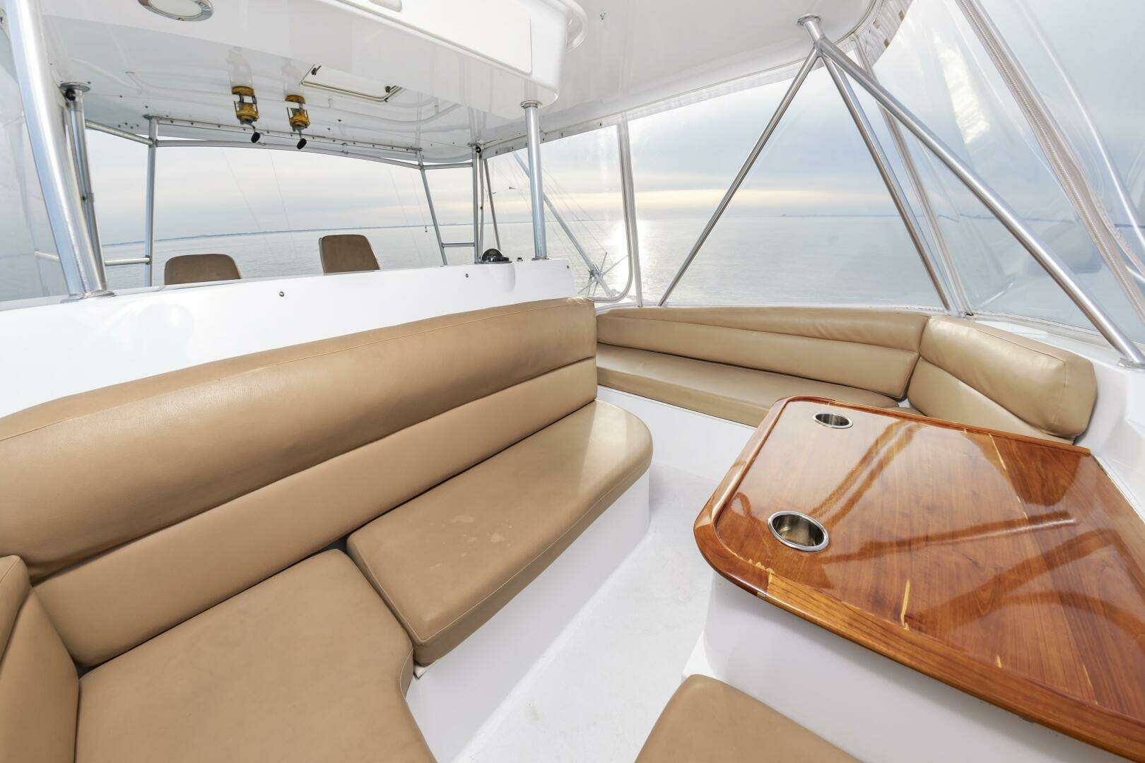 2001 Ocean Yachts 52 SUPER SPORT - Image 24