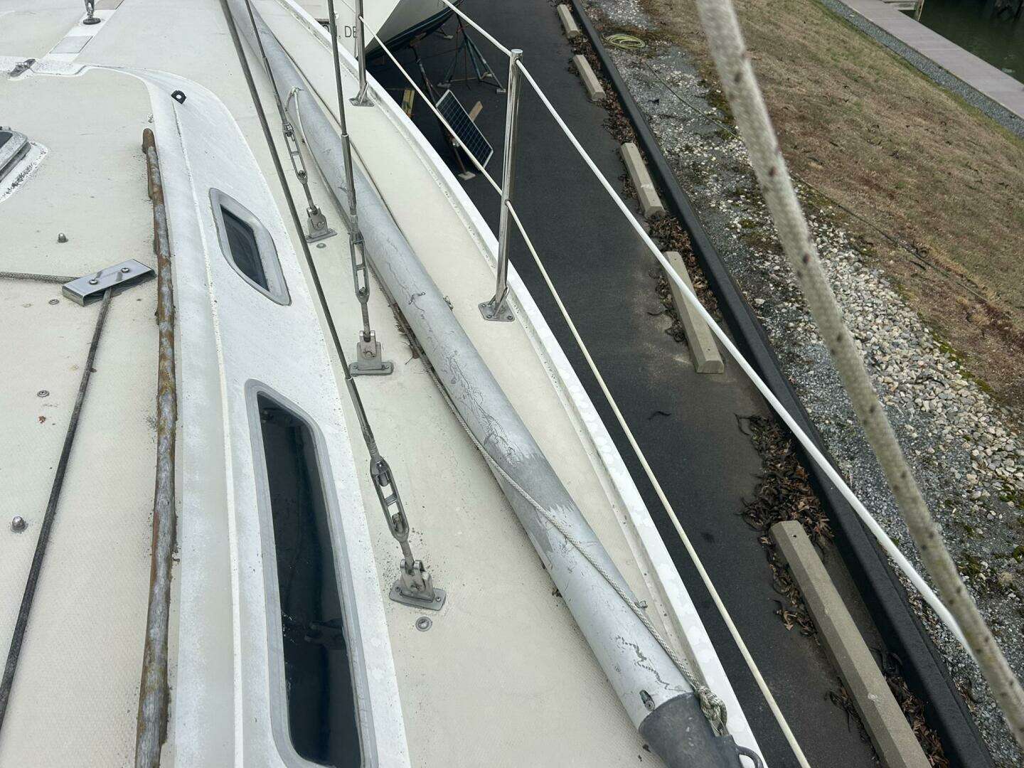 1985 Catalina 36 Tall Rig - Image 12