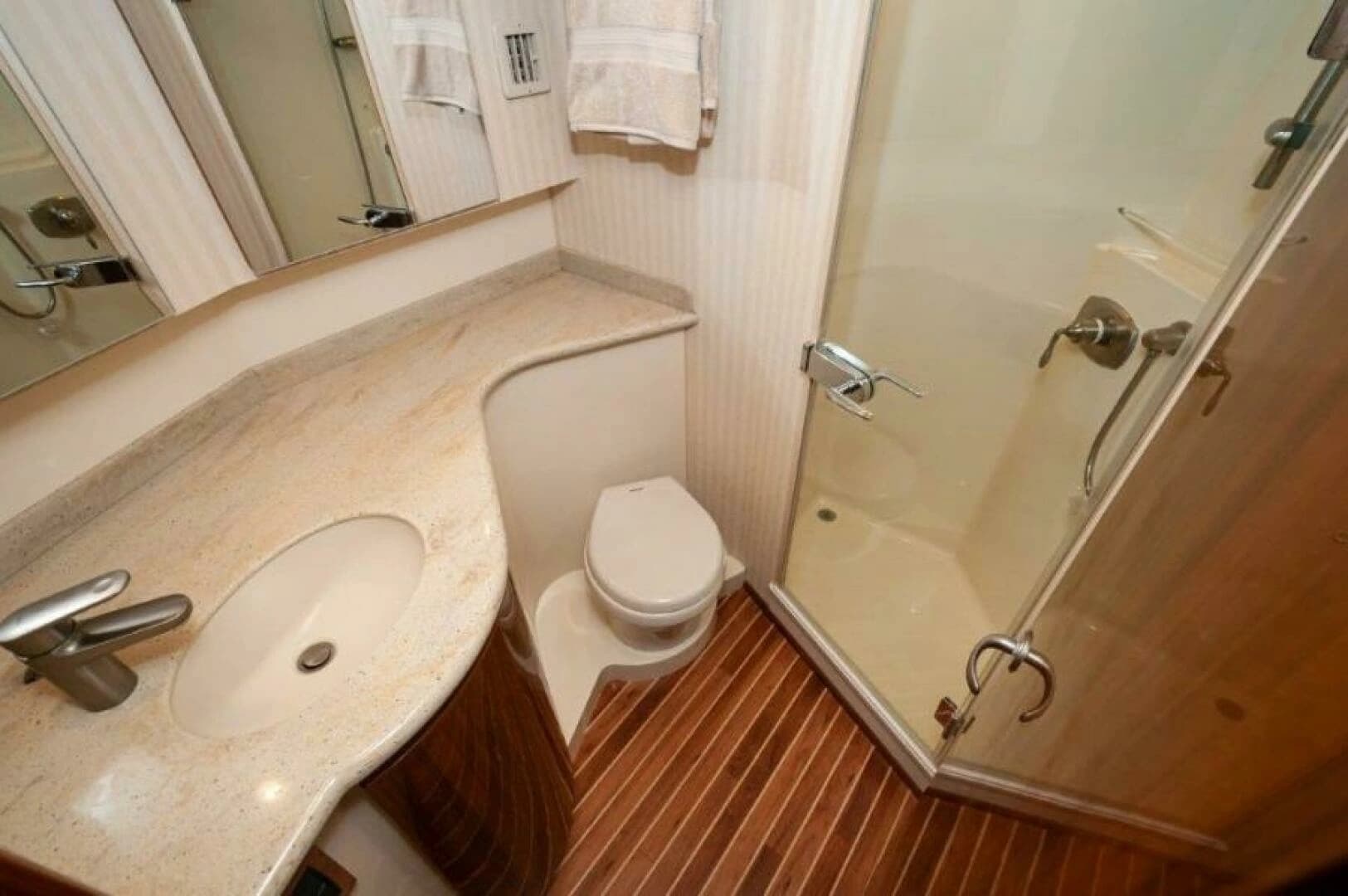 2012 Viking 42 Convertible - Image 16