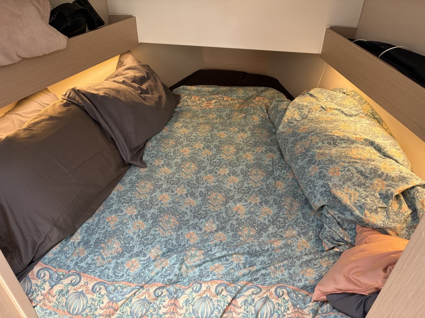 2024 Beneteau Oceanis 30.1 - Image 20