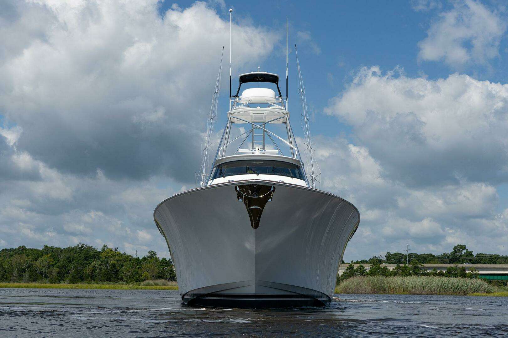 2027 Viking 82 Enclosed Bridge - Image 3