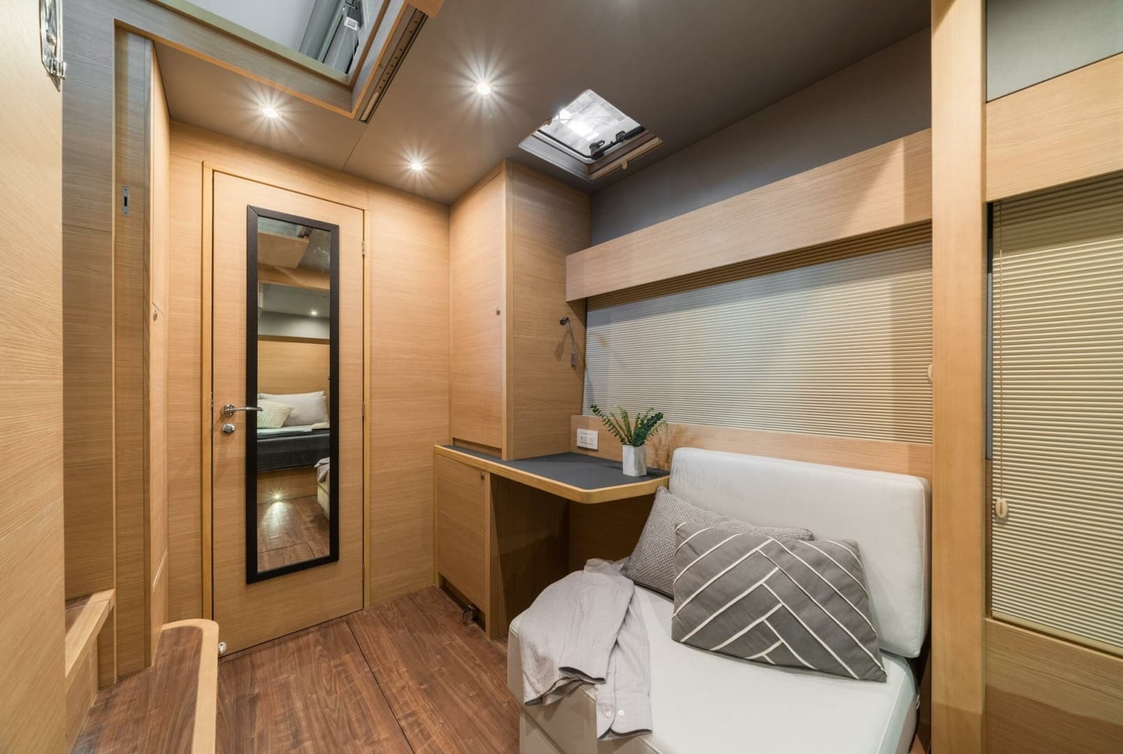 2023 Aquila 54 Yacht - Image 76