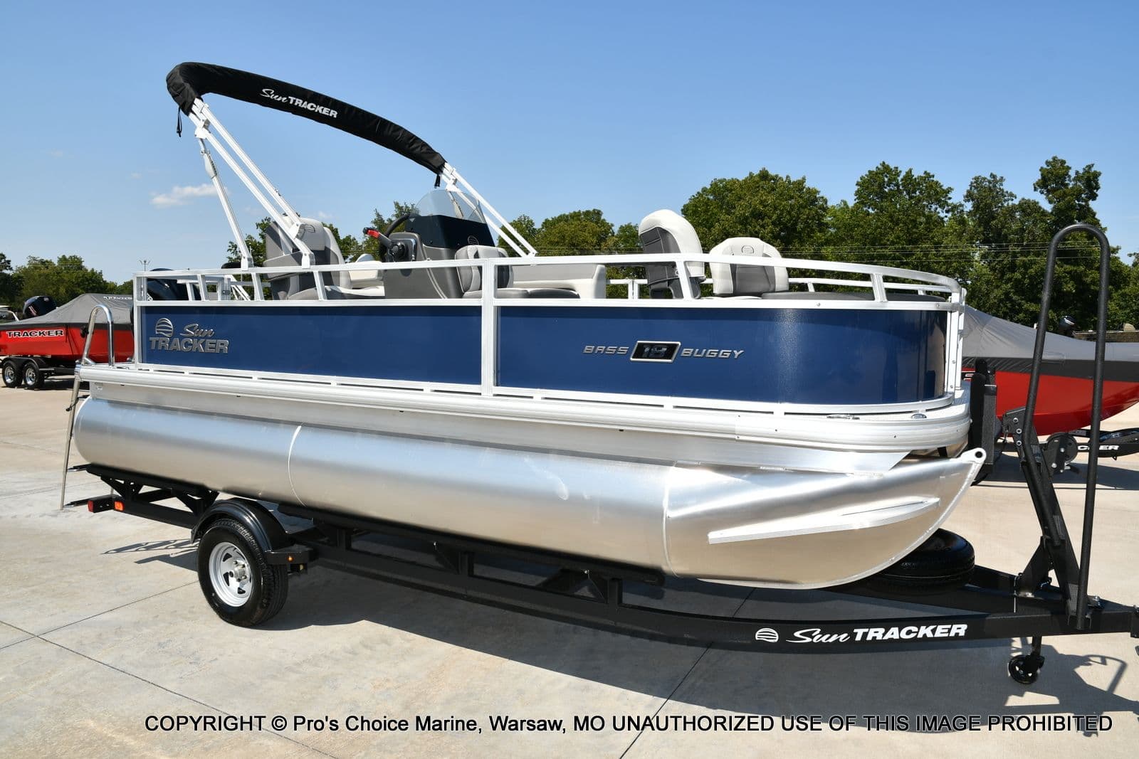 2026 Sun Tracker Bass Buggy 18 DLX - 68