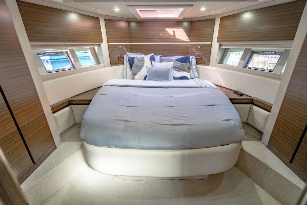 2015 Azimut 54 - 48