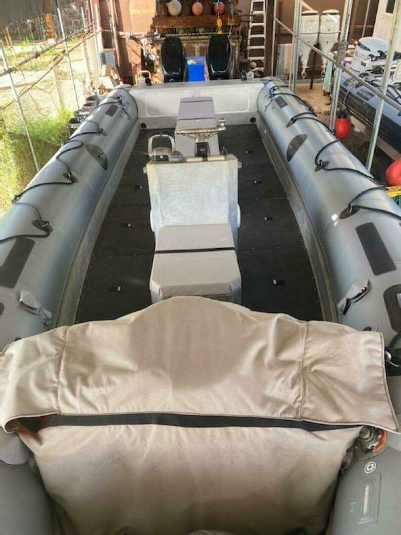 2001 Zodiac Milpro 920 - Image 3