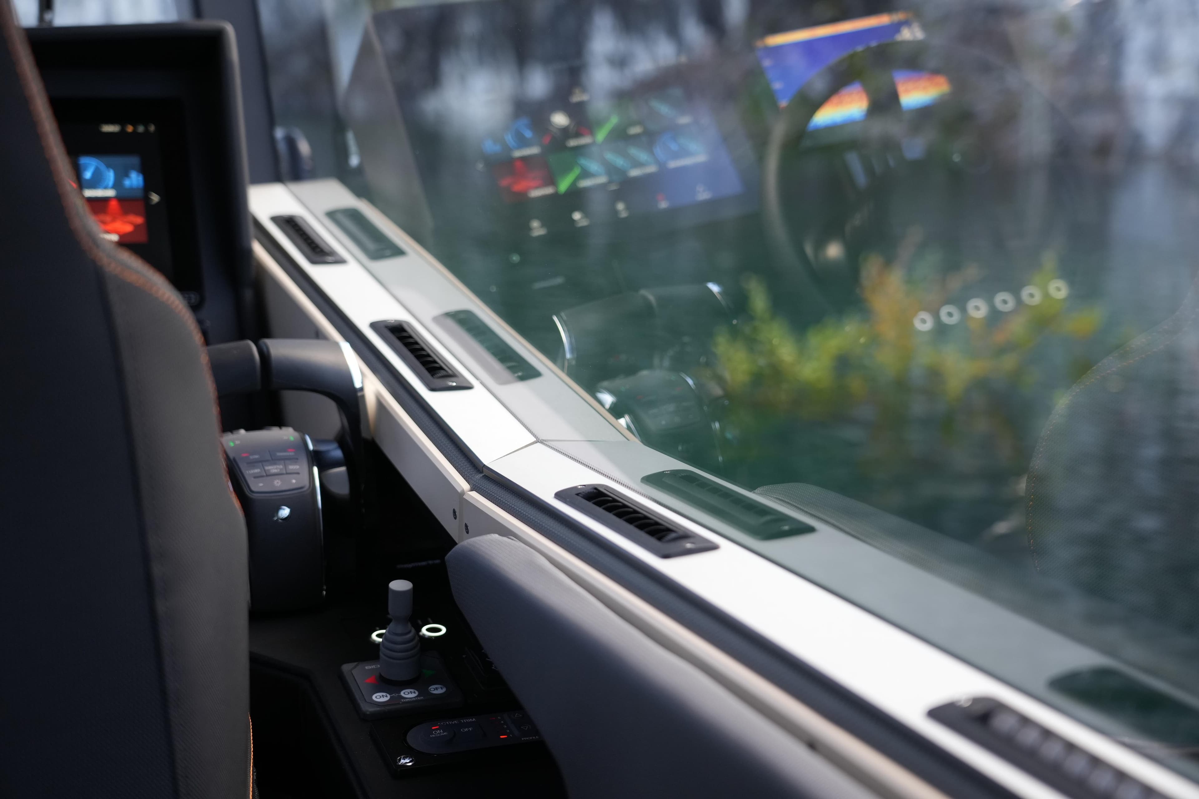 2026 Jaktar J30 Black Vision - 53