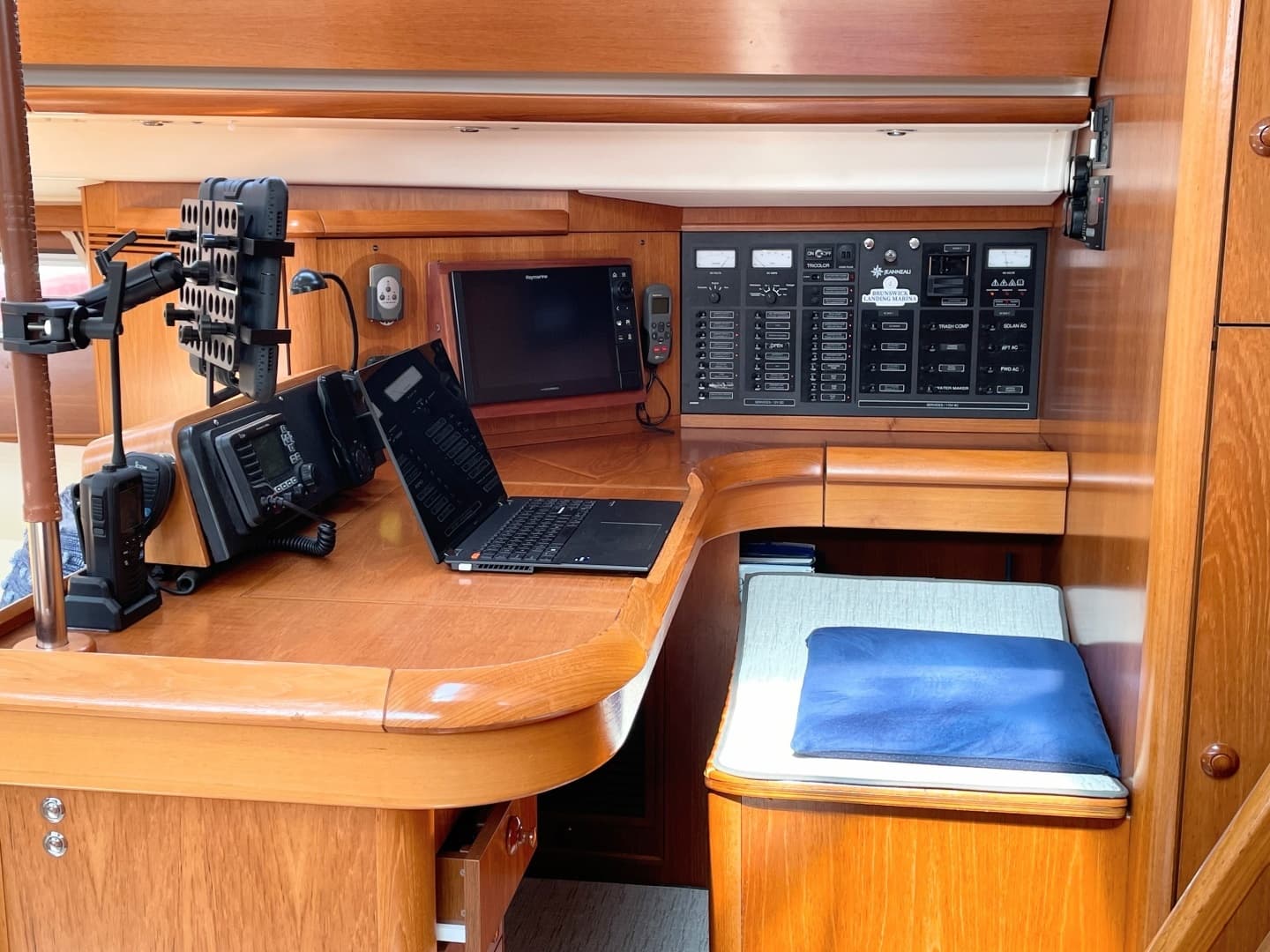 2007 Jeanneau Sun Odyssey 54 DS - Image 16