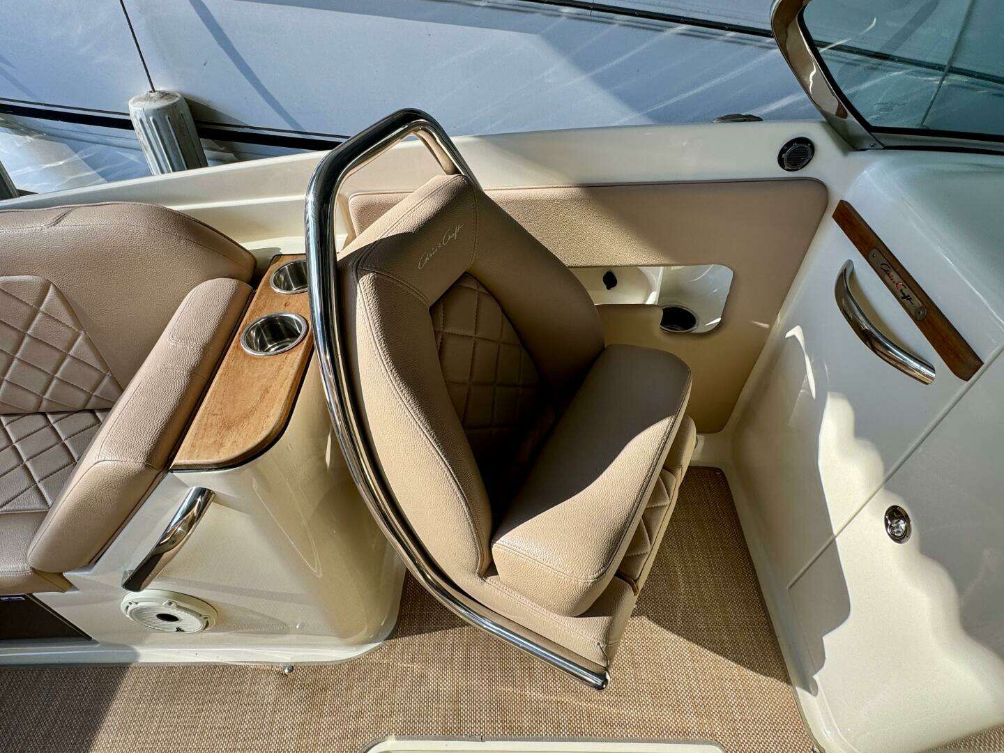 2018 Chris-Craft Launch 27 Heritage Trim Edition - Surf - Image 35
