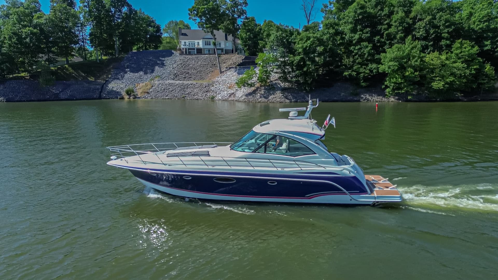 2008 Formula 45 Yacht - Image 2
