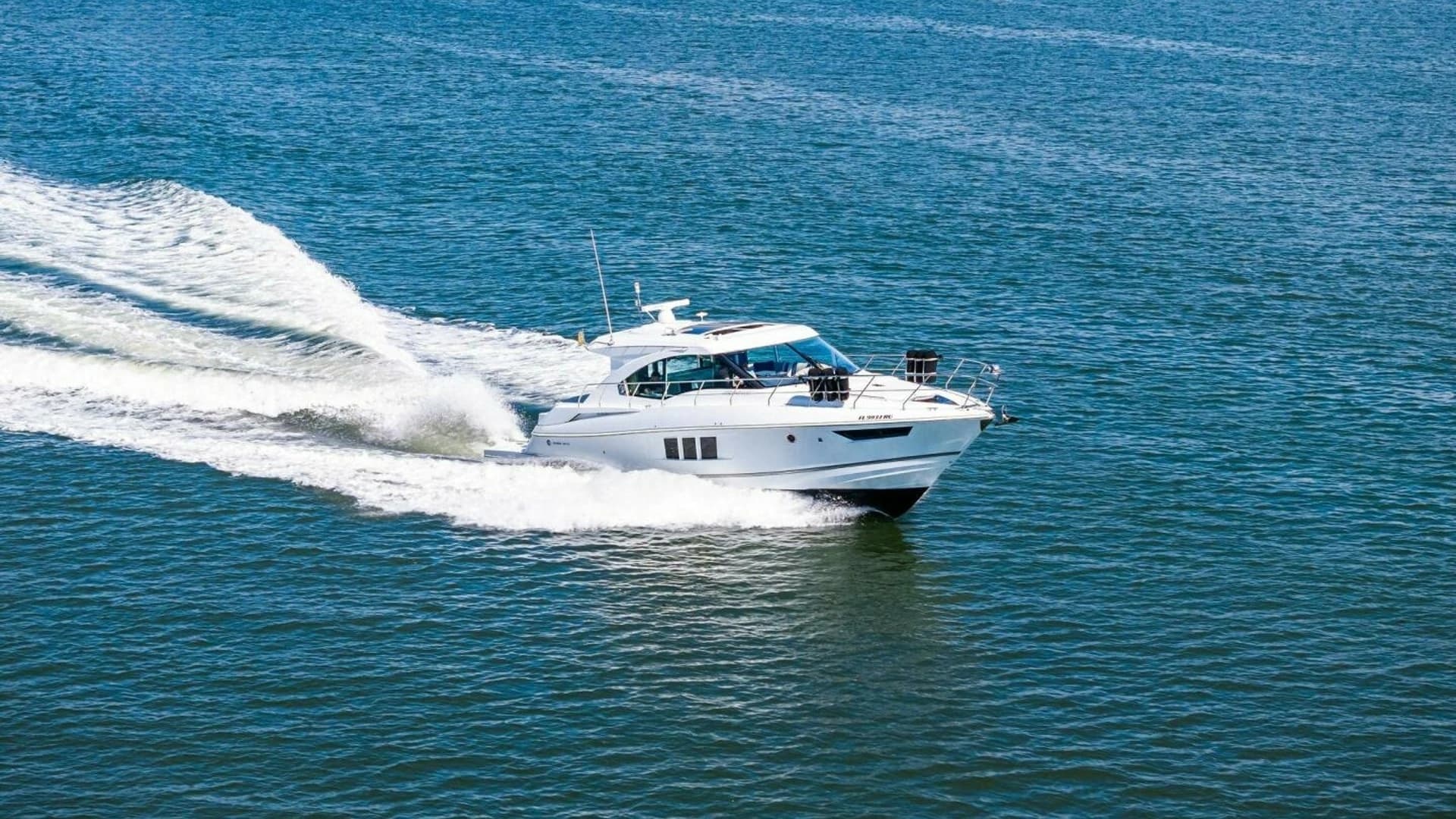 2019 Cruisers Yachts 45 Cantius - Image 65