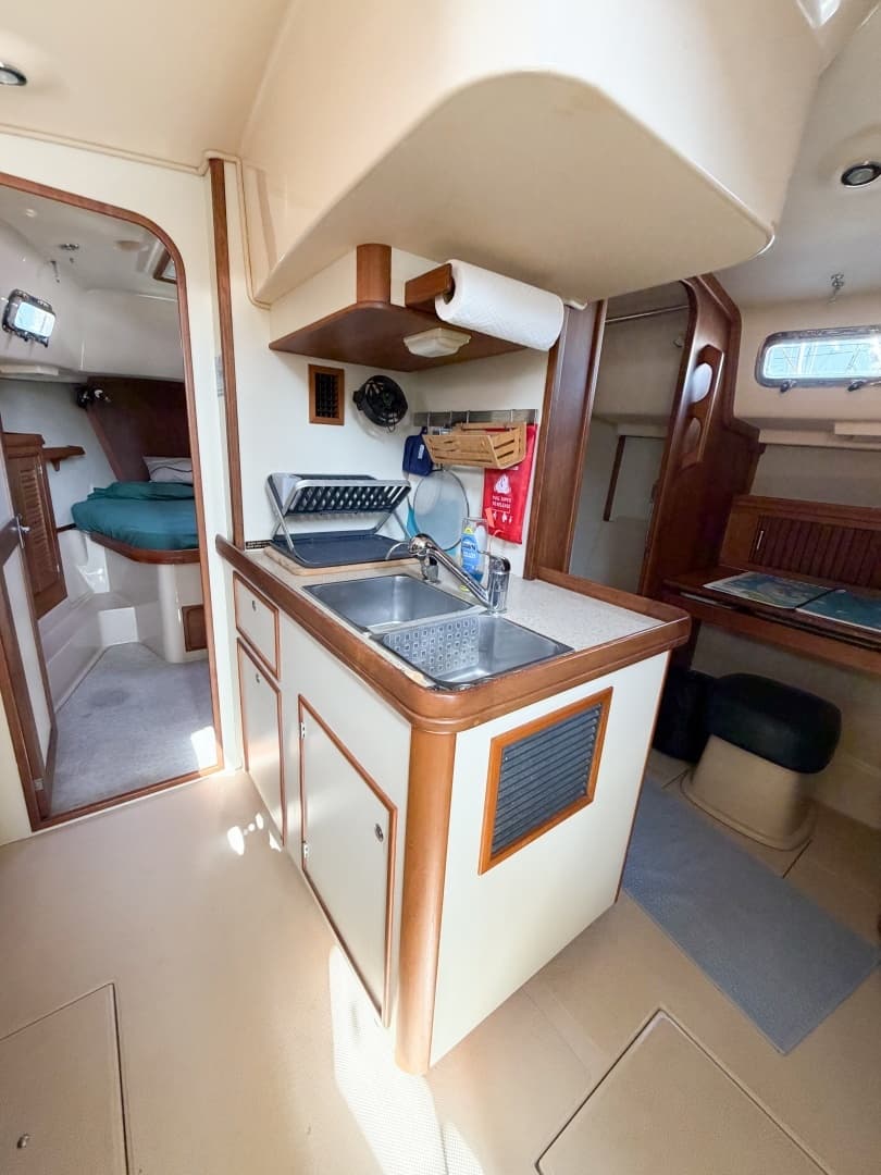 2007 Island Packet SP Cruiser - Image 69