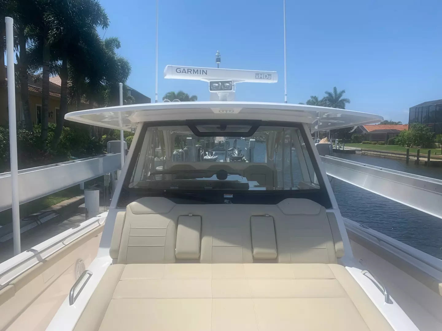 2017 Pursuit S 408 - Image 8