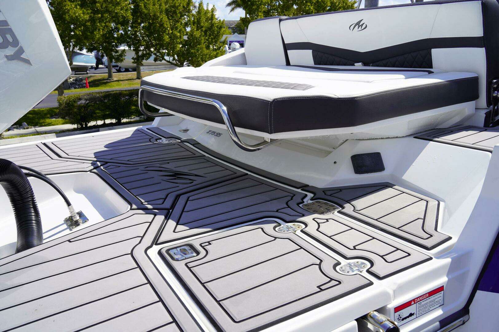 2023 Monterey 275SS - Image 5