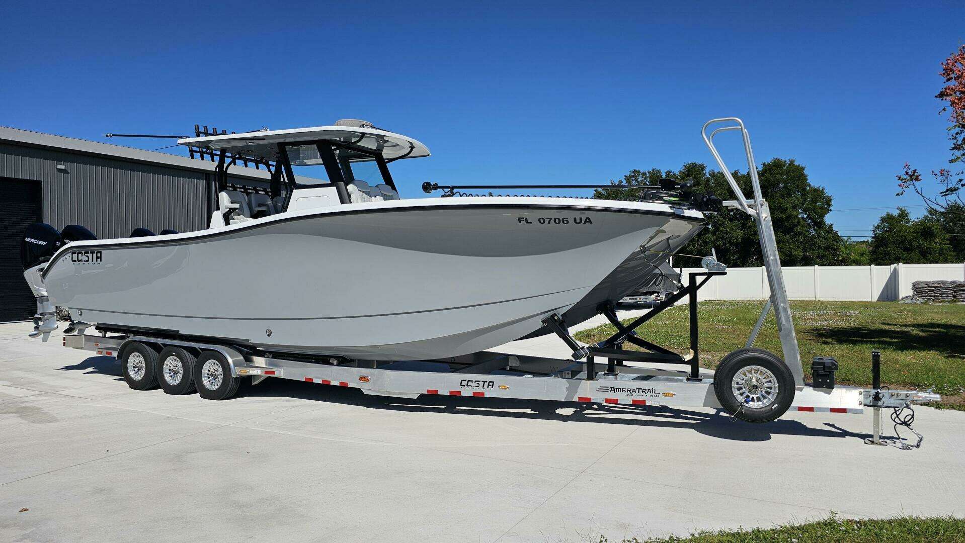 2025 Costa Custom 34SV - Image 7