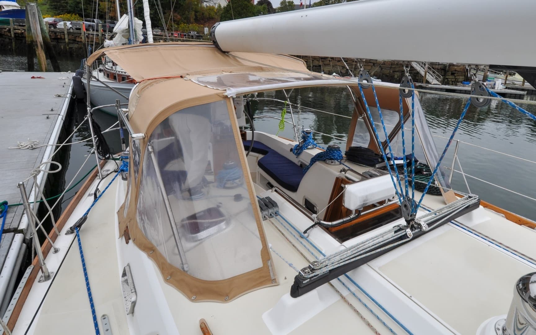 2004 Sabre 426 - Image 43
