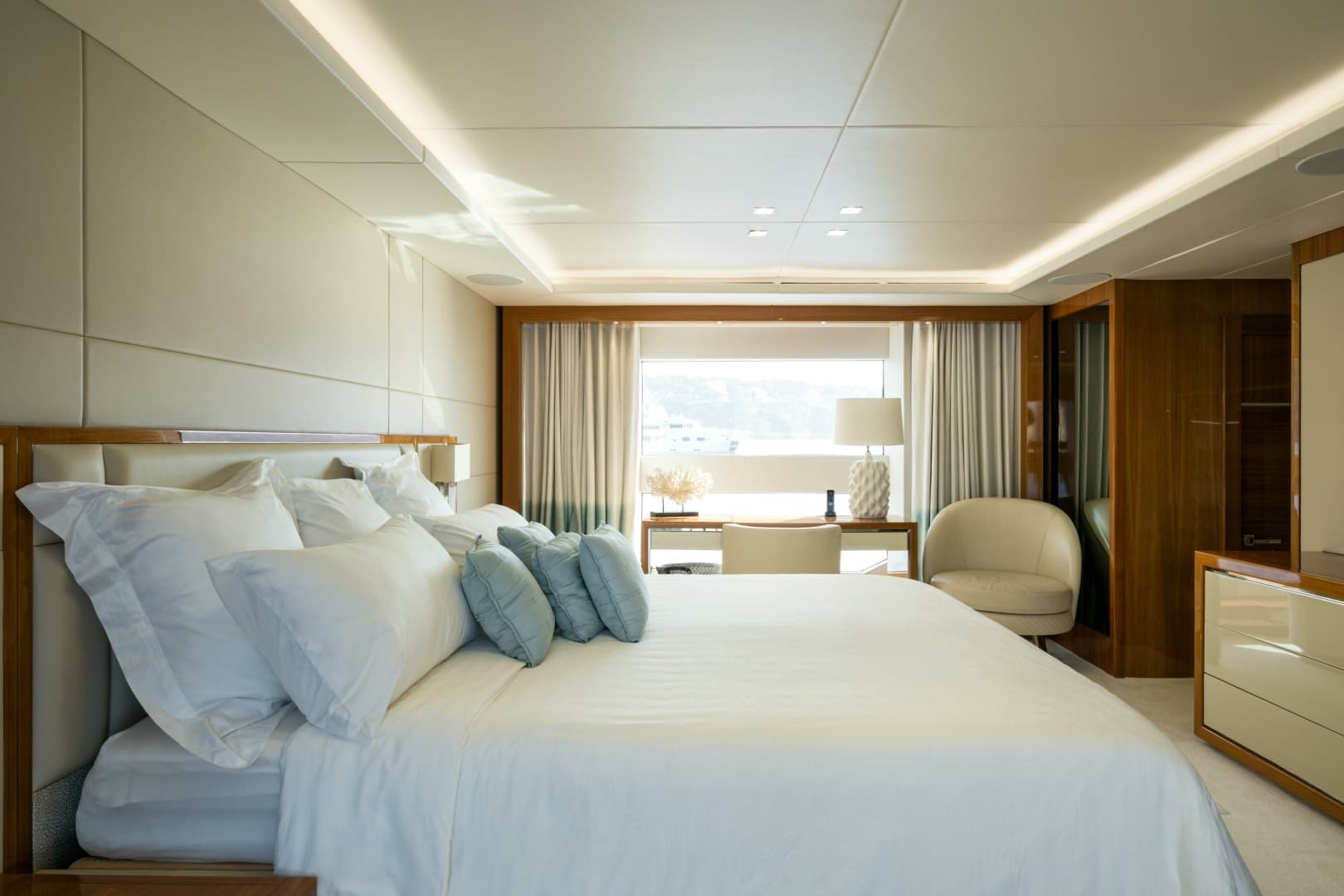 2018 Sunseeker Sunseeker 116 Yacht - Image 29