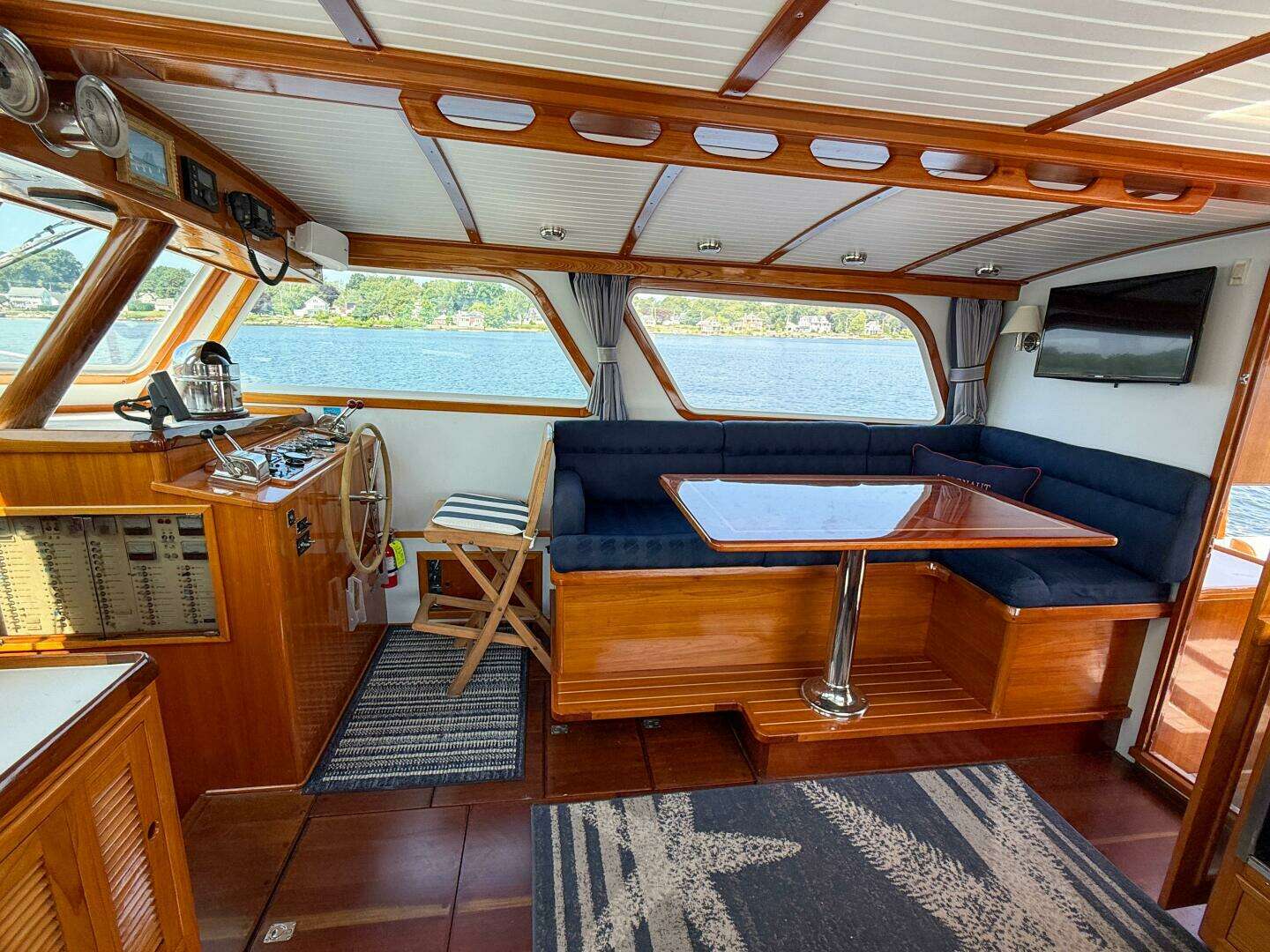 1984 Wilbur 38 - Image 20