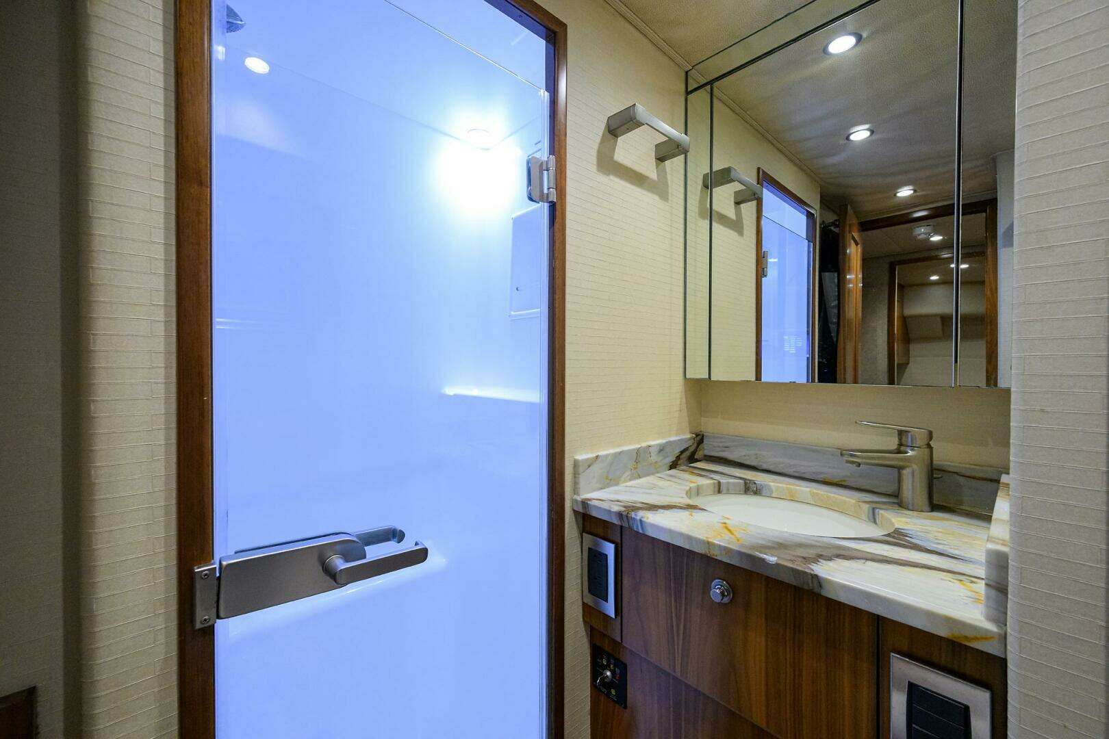 2017 Viking 92 Enclosed Bridge - Image 78