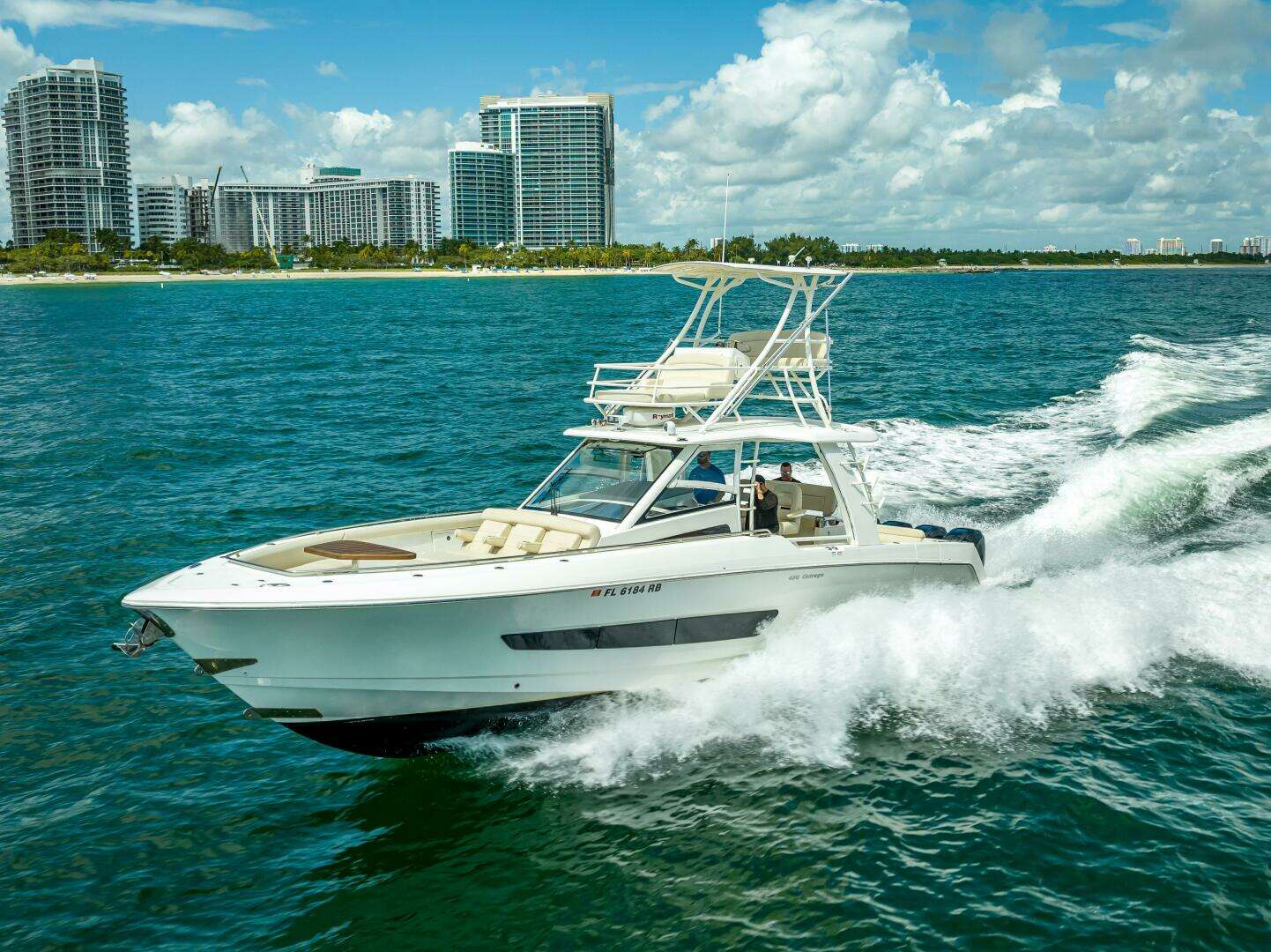 2016 Boston Whaler — - Image 36