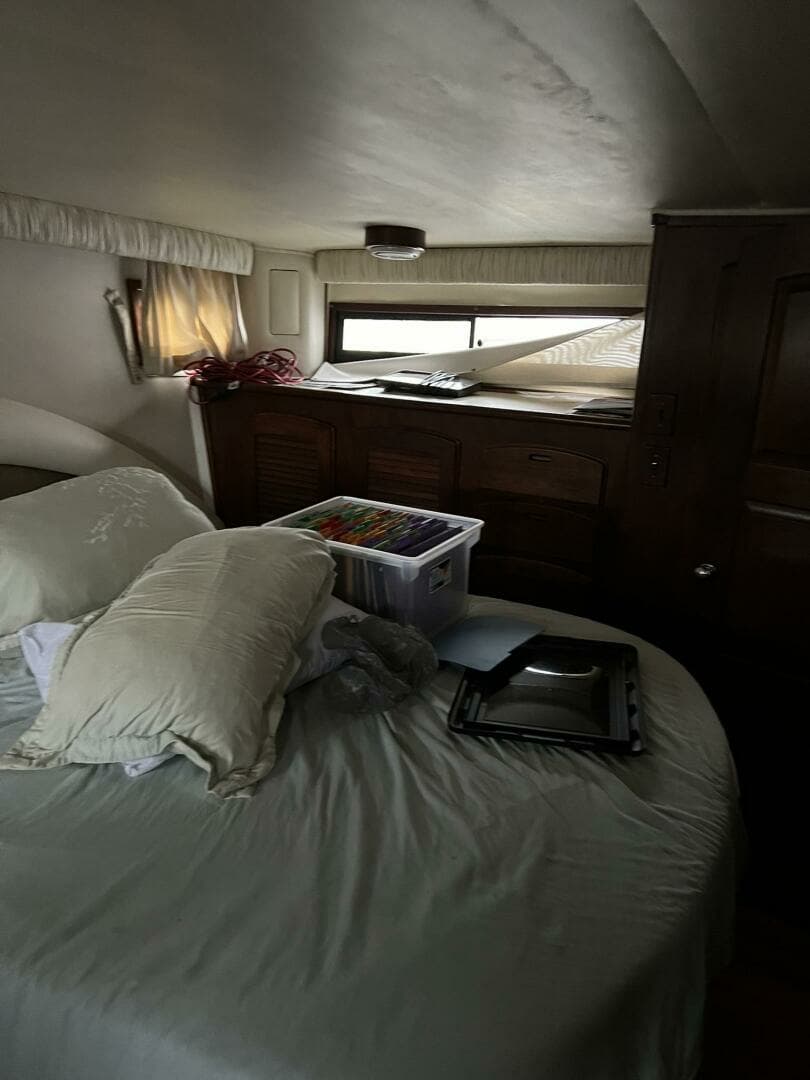 1987 Californian 42 Motor Yacht - Image 25